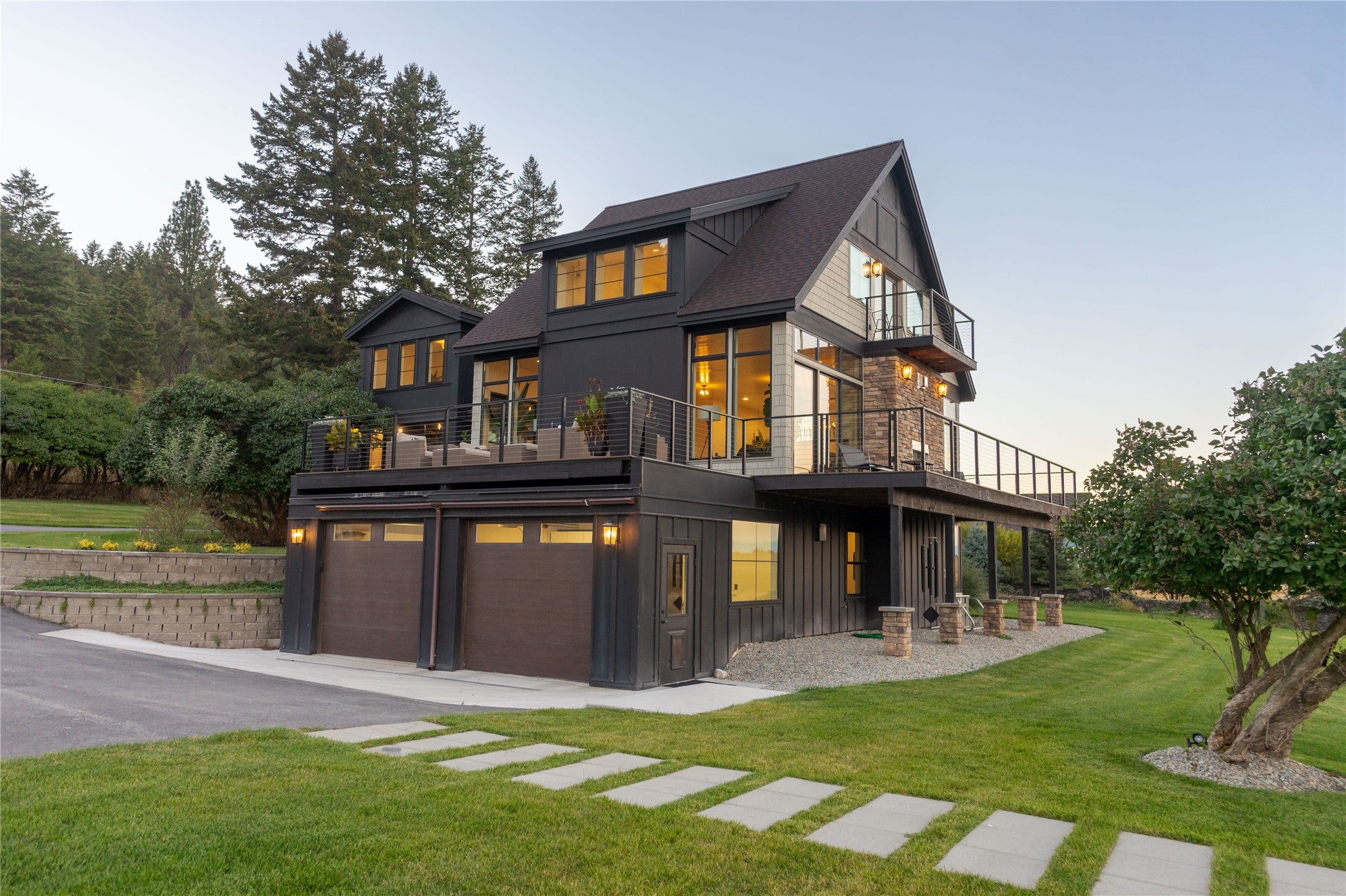 Kalispell, Montana, 59901, United States, 5 Bedrooms Bedrooms, ,4 BathroomsBathrooms,Residential,Active,2009395