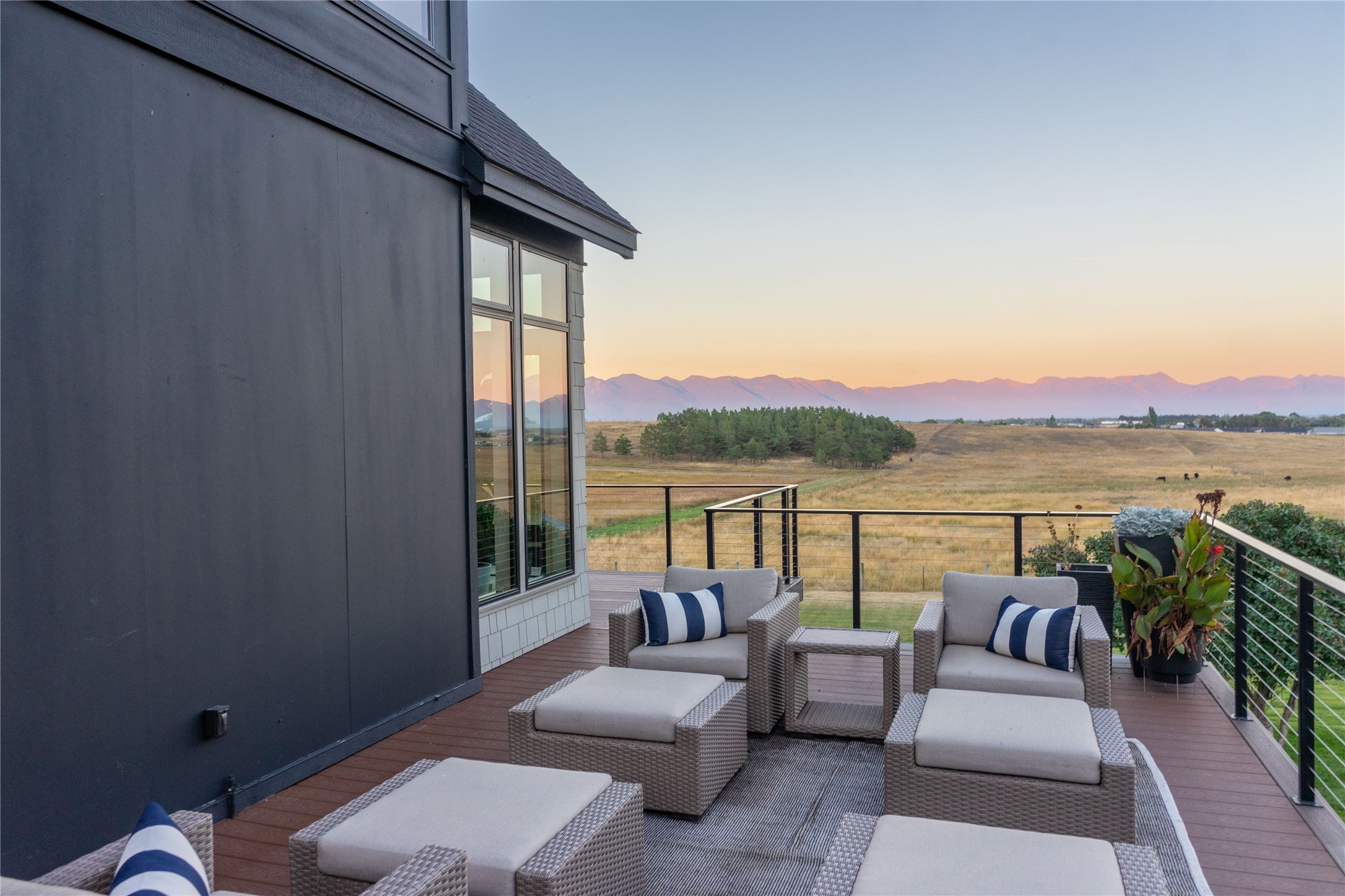 Kalispell, Montana, 59901, United States, 5 Bedrooms Bedrooms, ,4 BathroomsBathrooms,Residential,Active,2009395