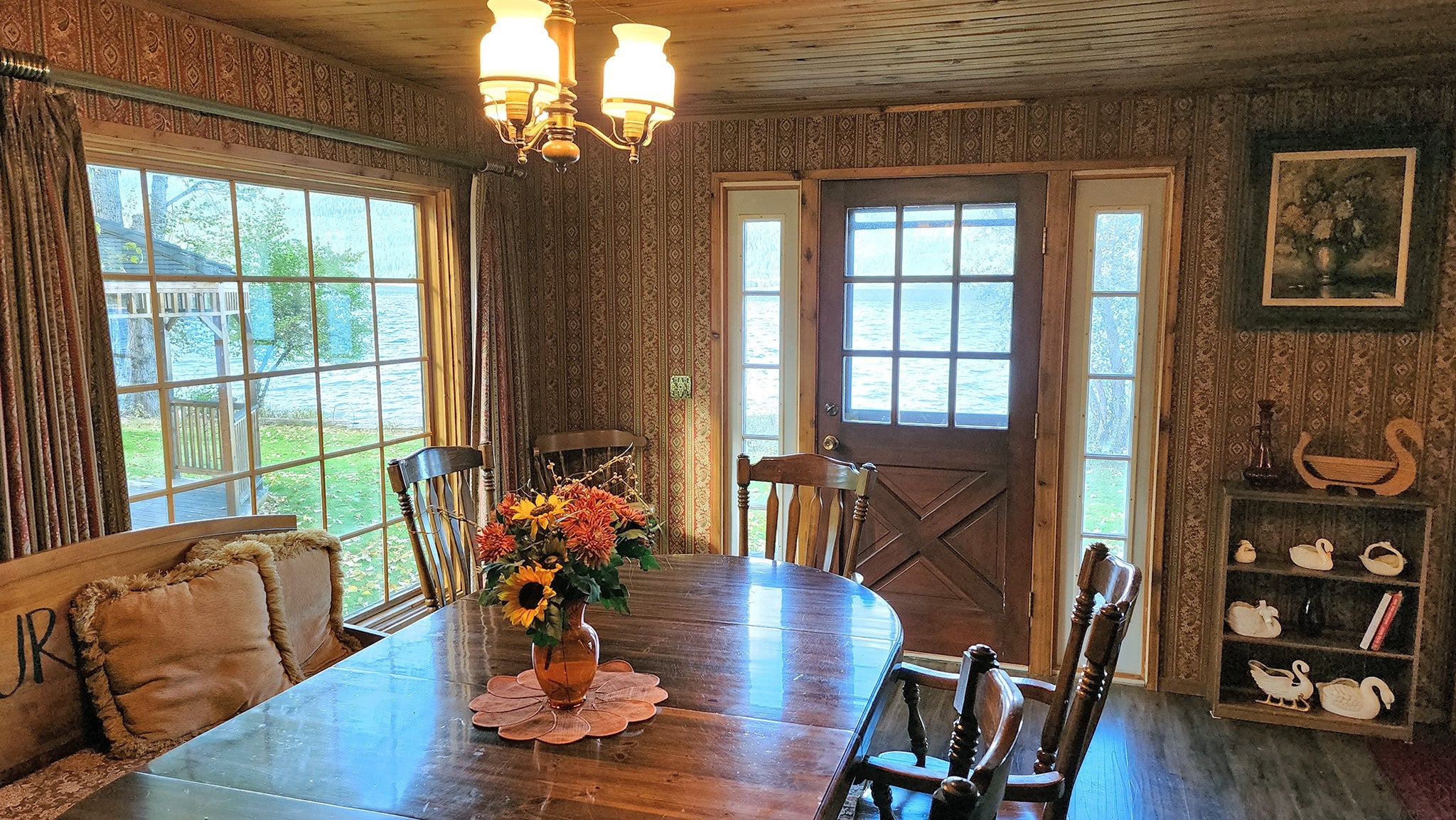 Bigfork, Montana, 59911, United States, ,2 BathroomsBathrooms,Residential,Active,1769754