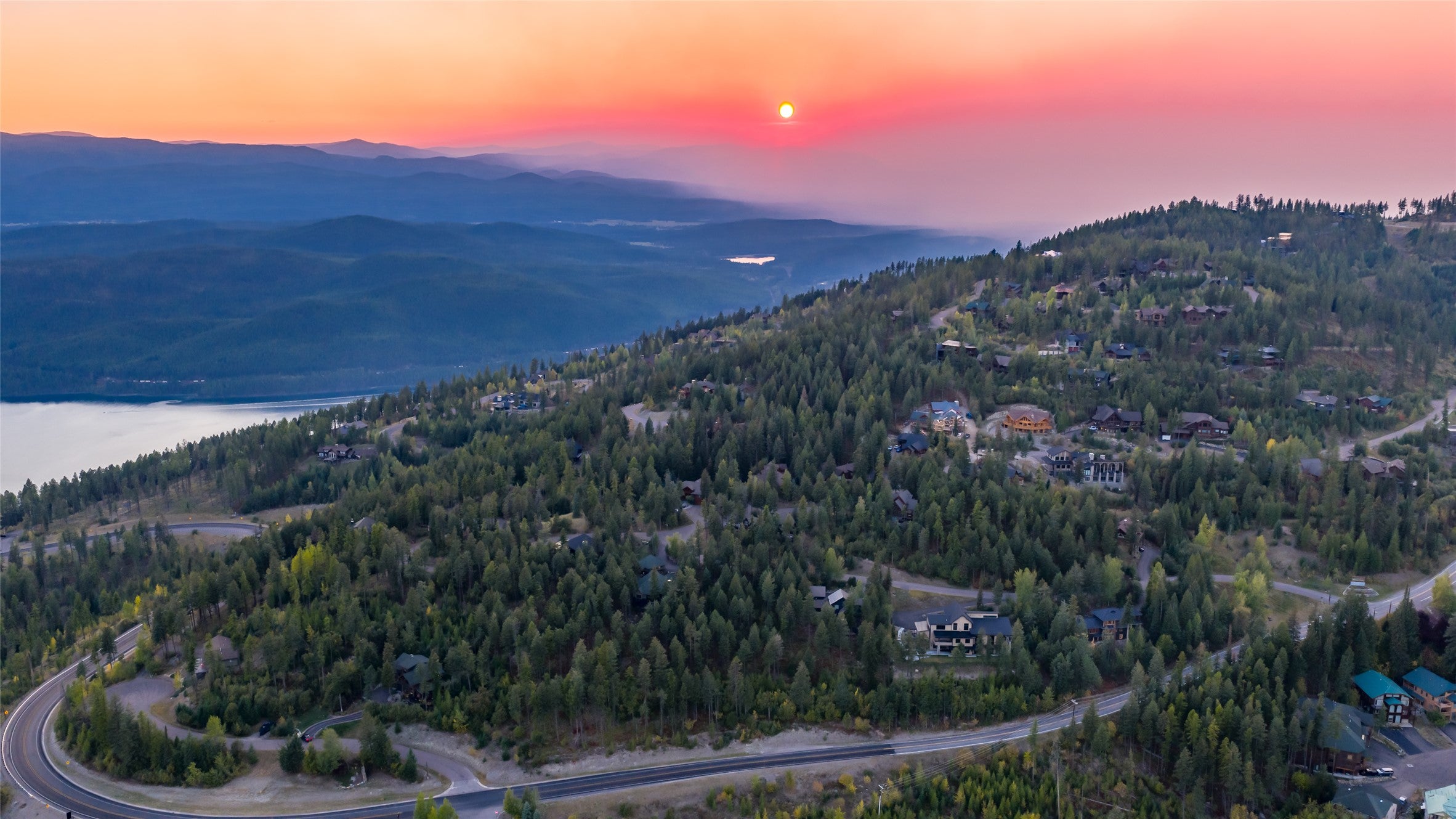 Whitefish, Montana, 59937, United States, 4 Bedrooms Bedrooms, ,4 BathroomsBathrooms,Residential,Active,1952623