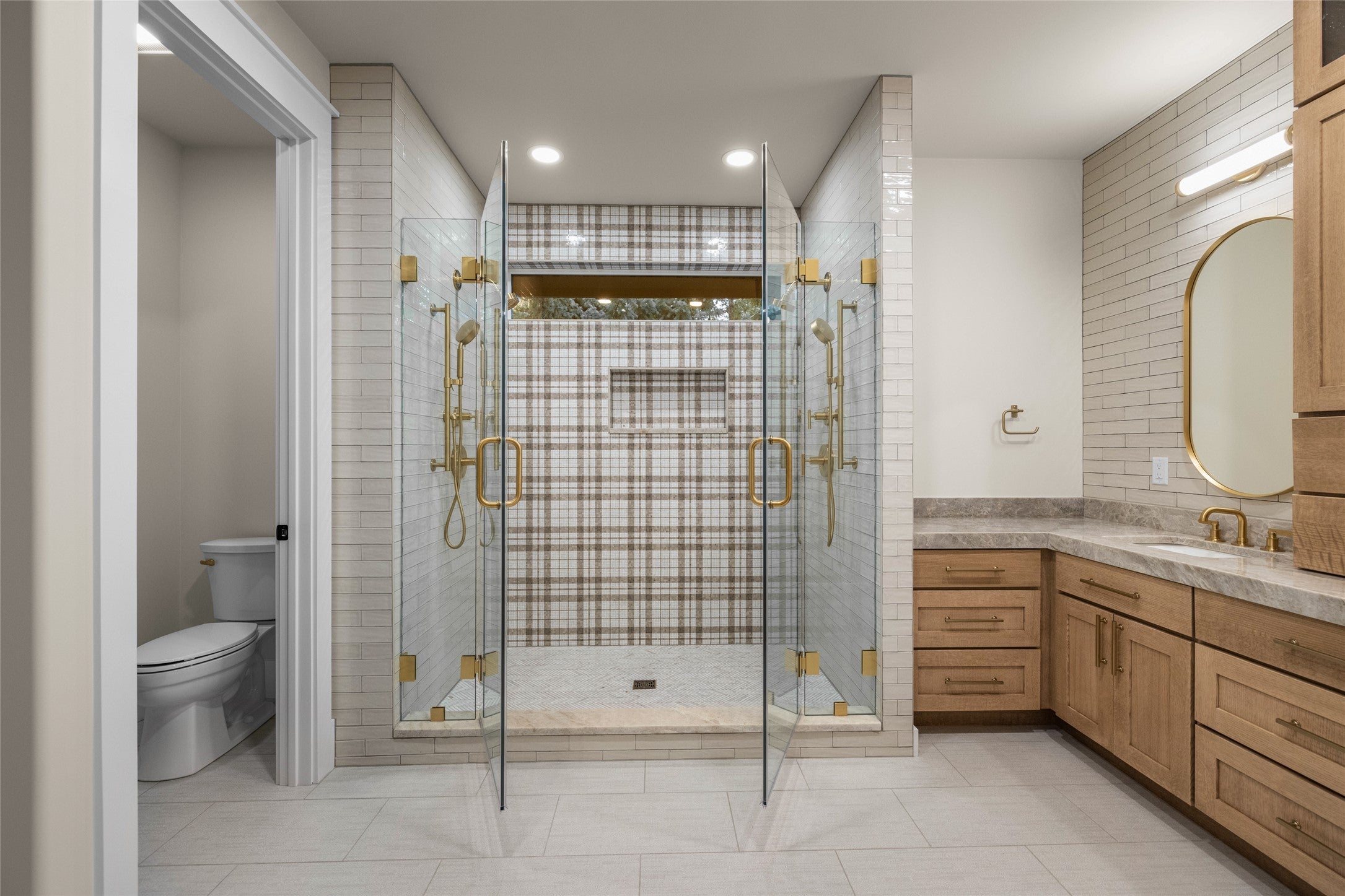 Whitefish, Montana, 59937, United States, 4 Bedrooms Bedrooms, ,4 BathroomsBathrooms,Residential,Active,1952623