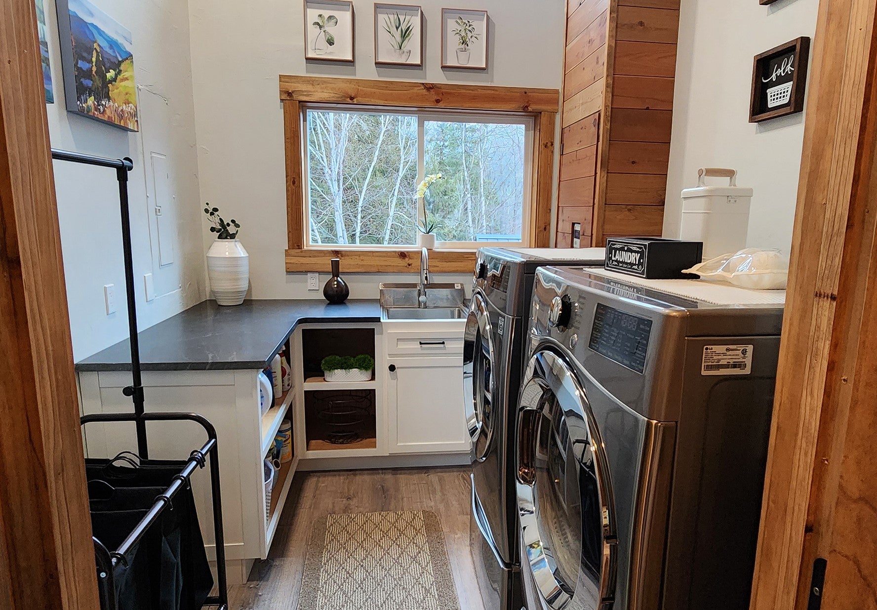 Bigfork, Montana, 59911, United States, 7 Bedrooms Bedrooms, ,6 BathroomsBathrooms,Residential,Active,2007283