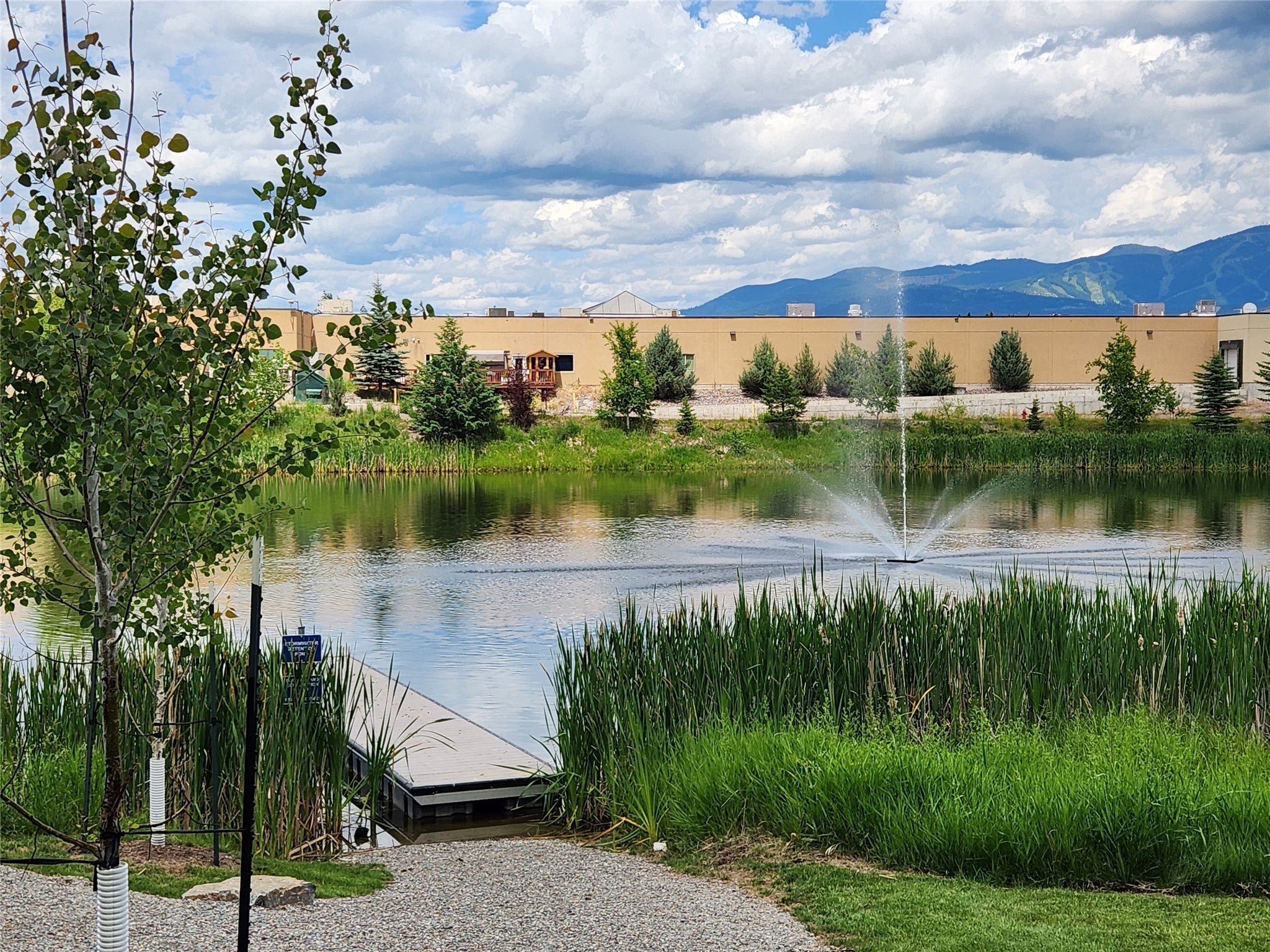 Whitefish, Montana, 59937, United States, 2 Bedrooms Bedrooms, ,3 BathroomsBathrooms,Residential,Active,1871606