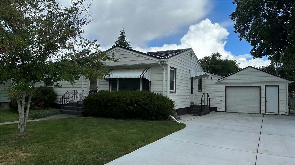 3205 8TH AVE N, GREAT FALLS, MT 59401, photo 1 of 51