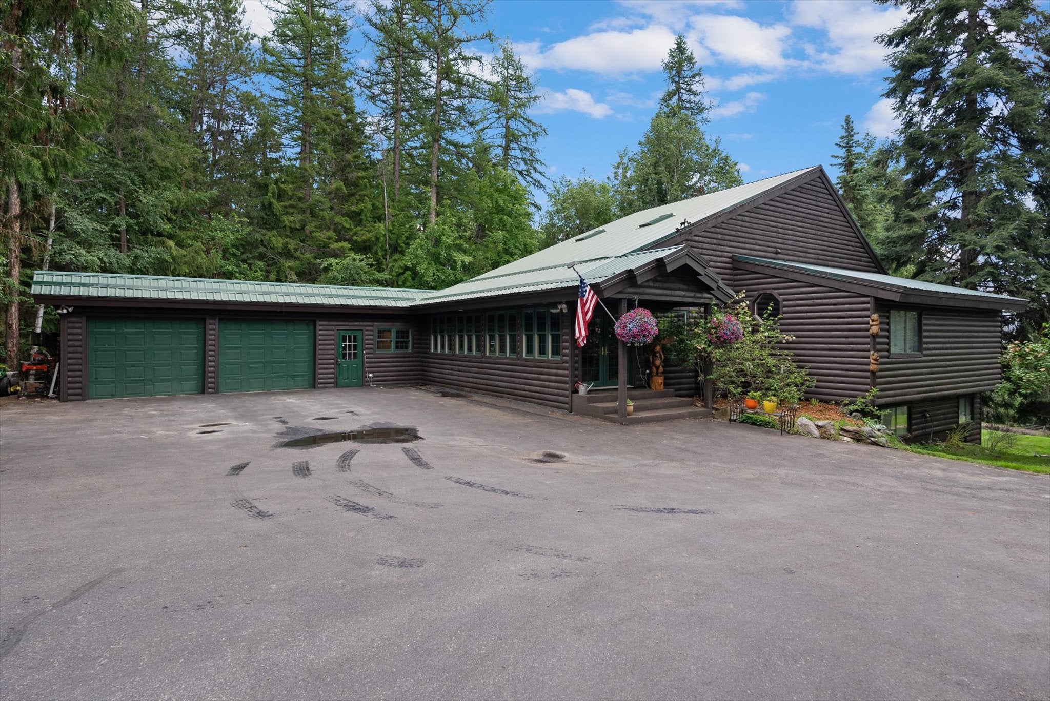 Whitefish, Montana, 59937, United States, 5 Bedrooms Bedrooms, ,3 BathroomsBathrooms,Residential,Active,1764891