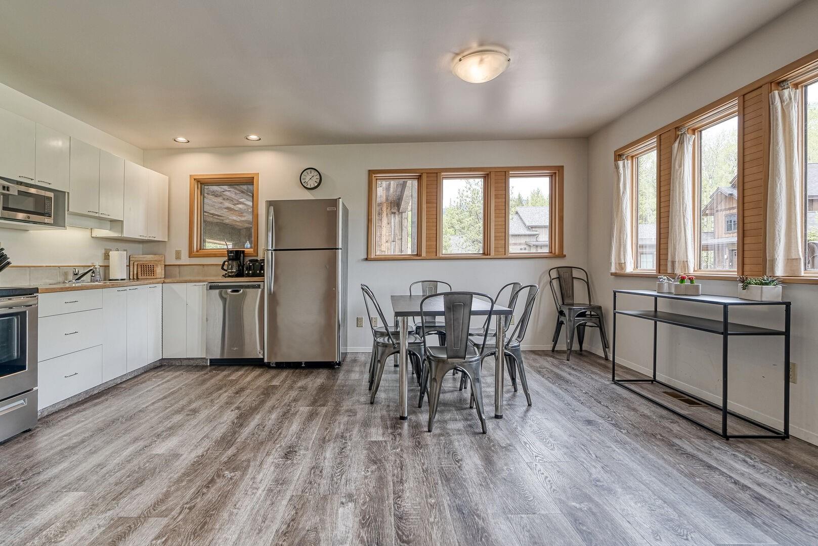 Whitefish, Montana, 59937, United States, 7 Bedrooms Bedrooms, ,5 BathroomsBathrooms,Residential,Active,1914927