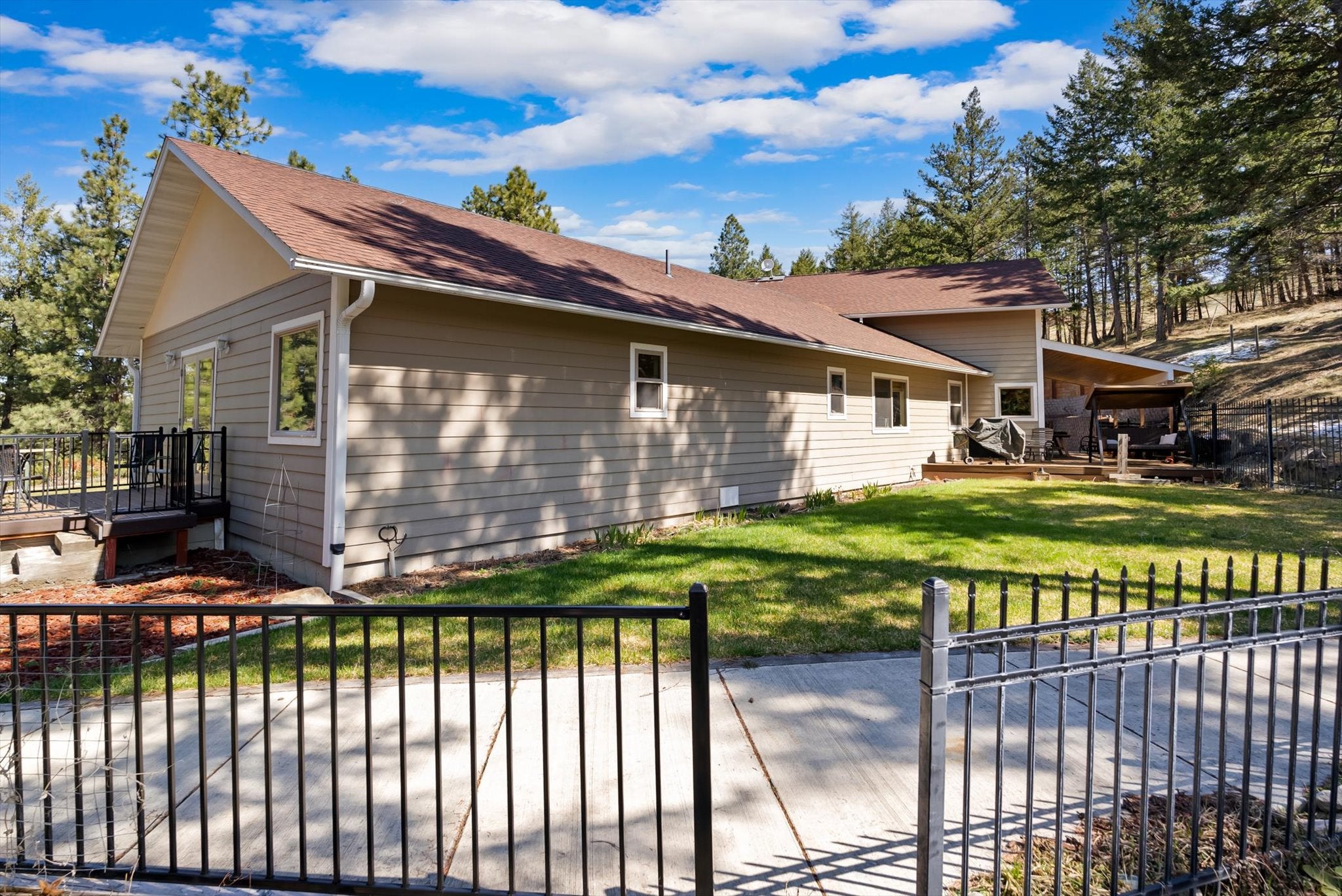 Kalispell, Montana, 59901, United States, 3 Bedrooms Bedrooms, ,3 BathroomsBathrooms,Residential,Active,1762816