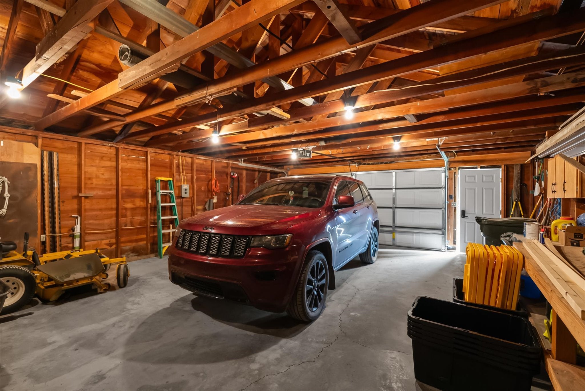 Columbia Falls, Montana, 59912, United States, 5 Bedrooms Bedrooms, ,3 BathroomsBathrooms,Residential,Active,1986898