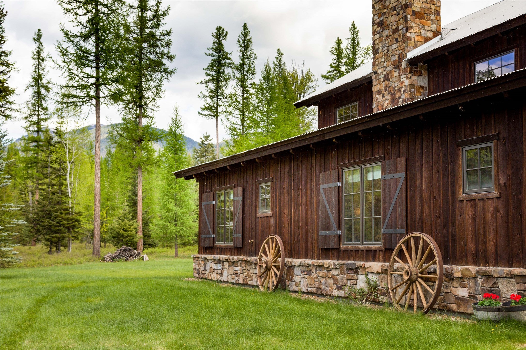 Whitefish, Montana, 59937, United States, 3 Bedrooms Bedrooms, ,4 BathroomsBathrooms,Residential,Active,1828694