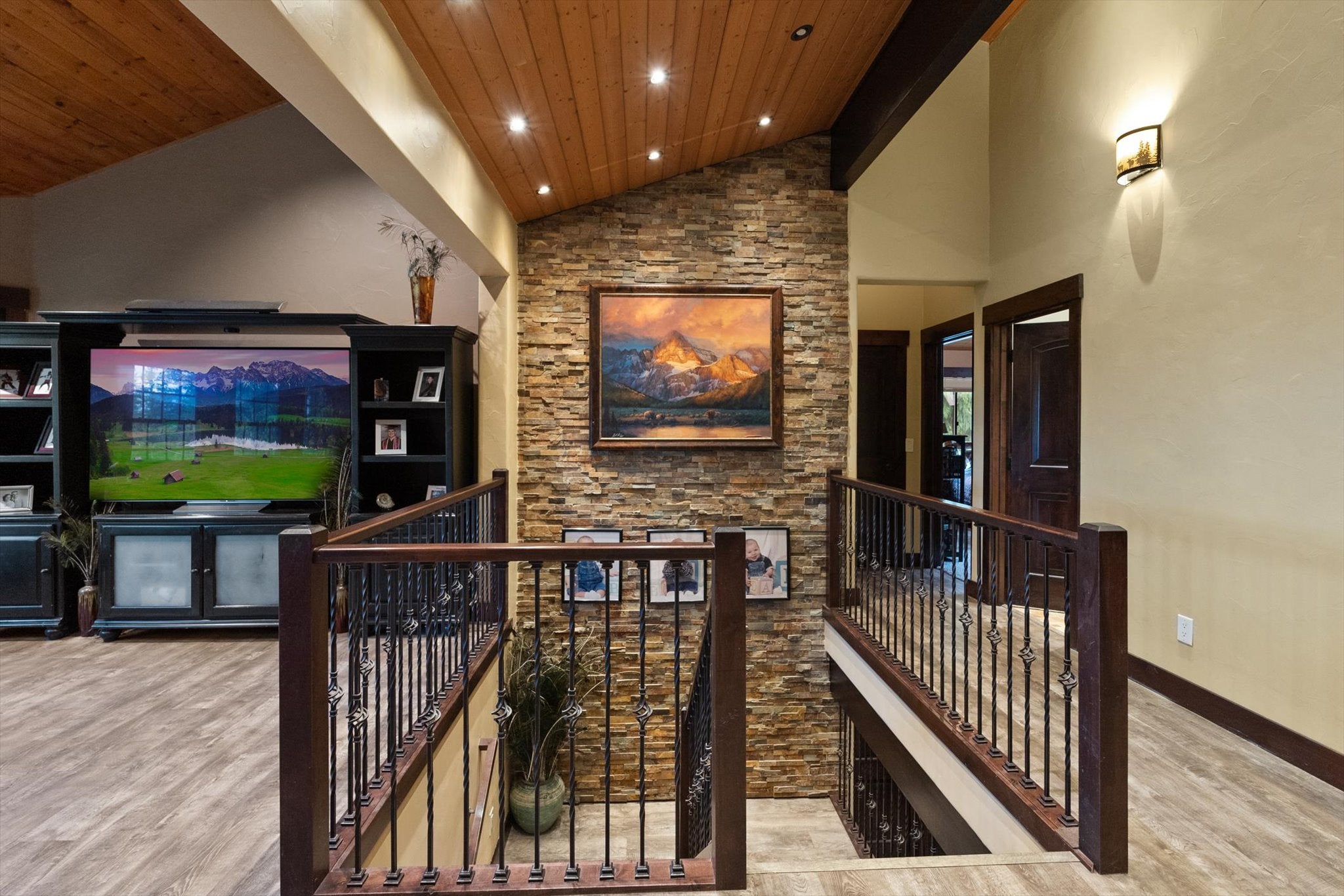 Whitefish, Montana, 59937, United States, 5 Bedrooms Bedrooms, ,3 BathroomsBathrooms,Residential,Active,1764891