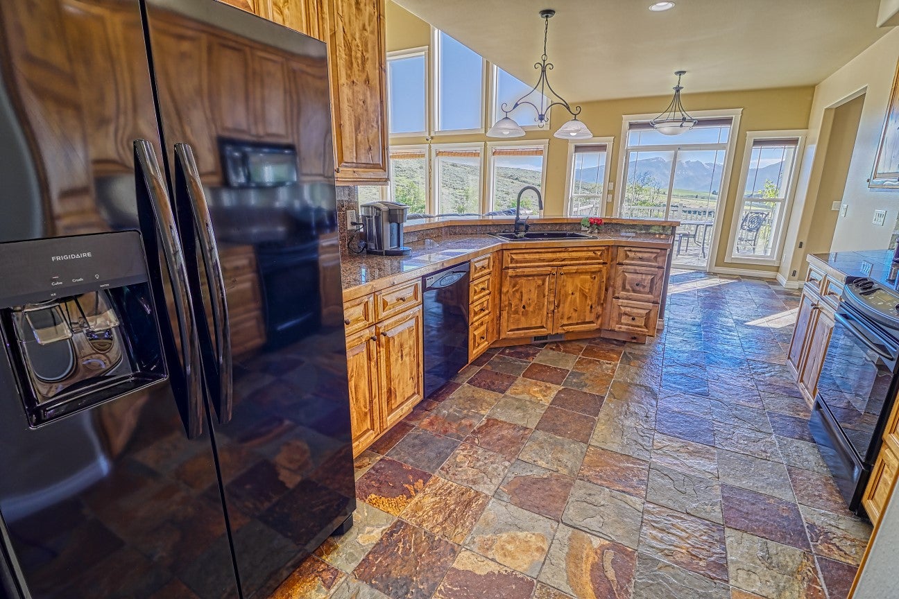 Corvallis, Montana, 59828, United States, 4 Bedrooms Bedrooms, ,4 BathroomsBathrooms,Residential,Active,1863486