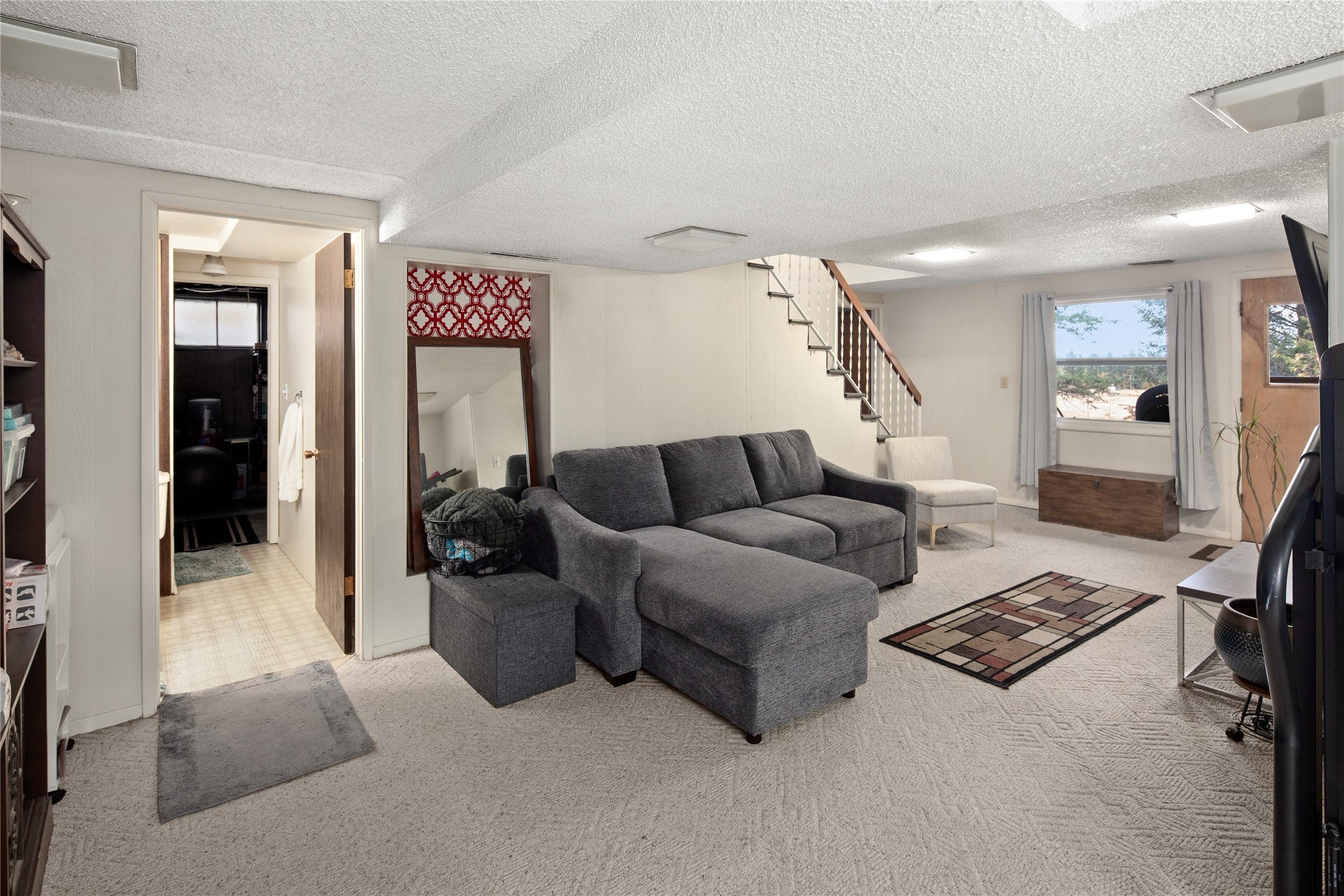 Columbia Falls, Montana, 59912, United States, 14 Bedrooms Bedrooms, ,8 BathroomsBathrooms,Residential,Active,1970926