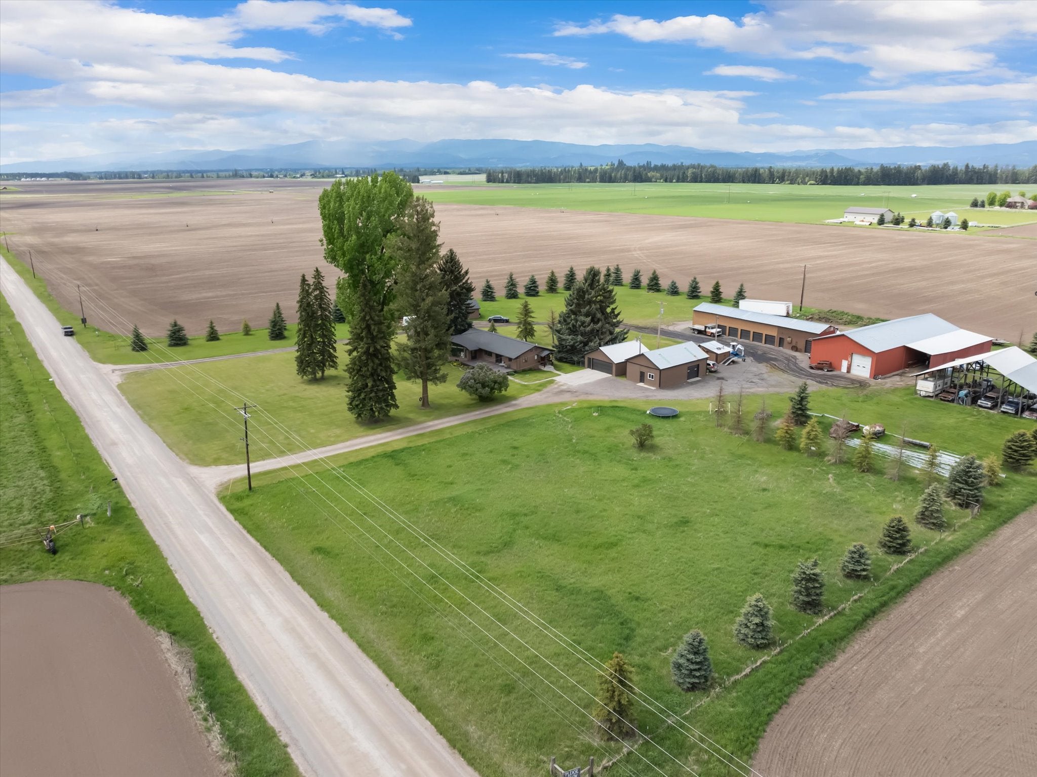 Columbia Falls, Montana, 59912, United States, 5 Bedrooms Bedrooms, ,3 BathroomsBathrooms,Residential,Active,1986898