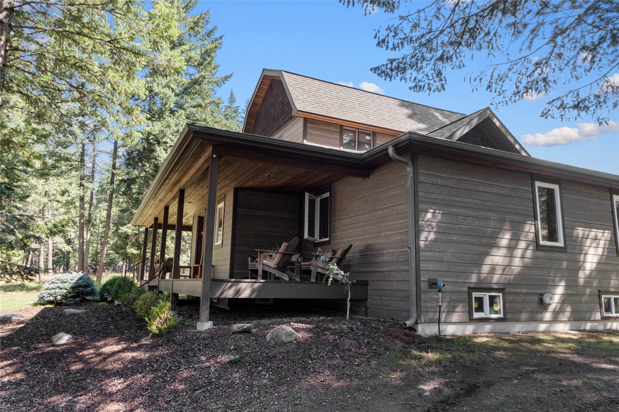 Bigfork, Montana, 59911, United States, 4 Bedrooms Bedrooms, ,2 BathroomsBathrooms,Residential,Active,1914637