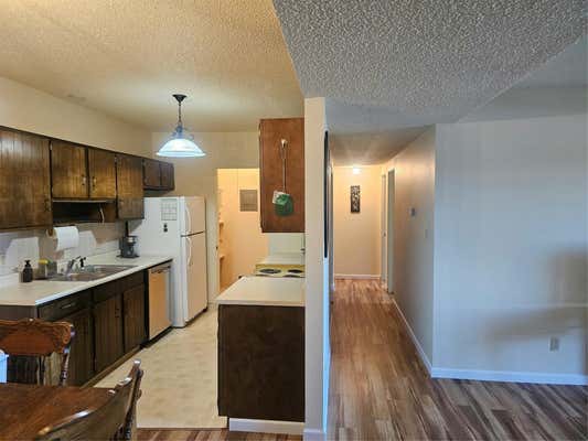 228 13TH AVE S APT 8, GREAT FALLS, MT 59405, photo 4 of 30