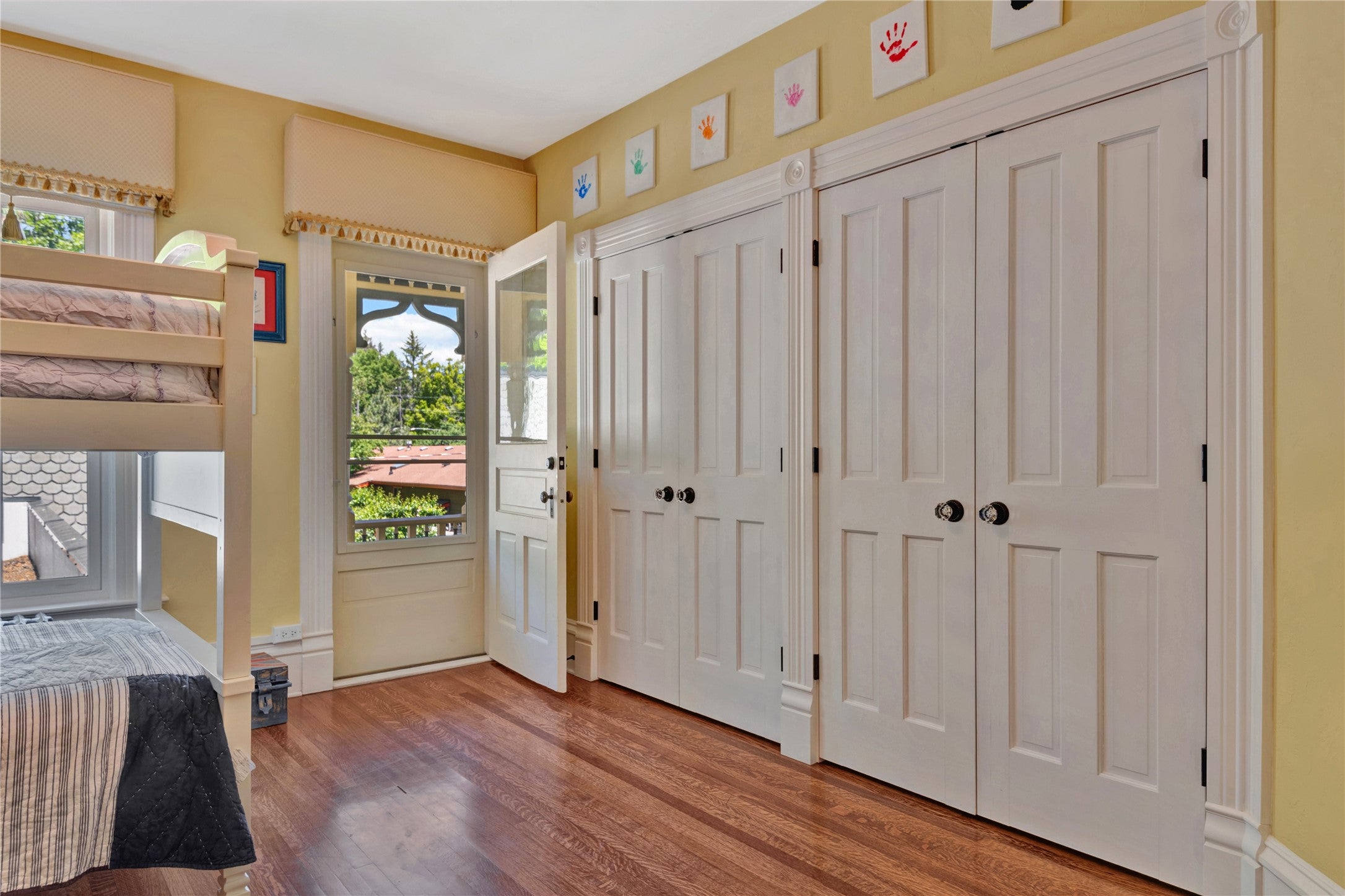 Missoula, Montana, 59802, United States, 5 Bedrooms Bedrooms, ,6 BathroomsBathrooms,Residential,Active,1753892