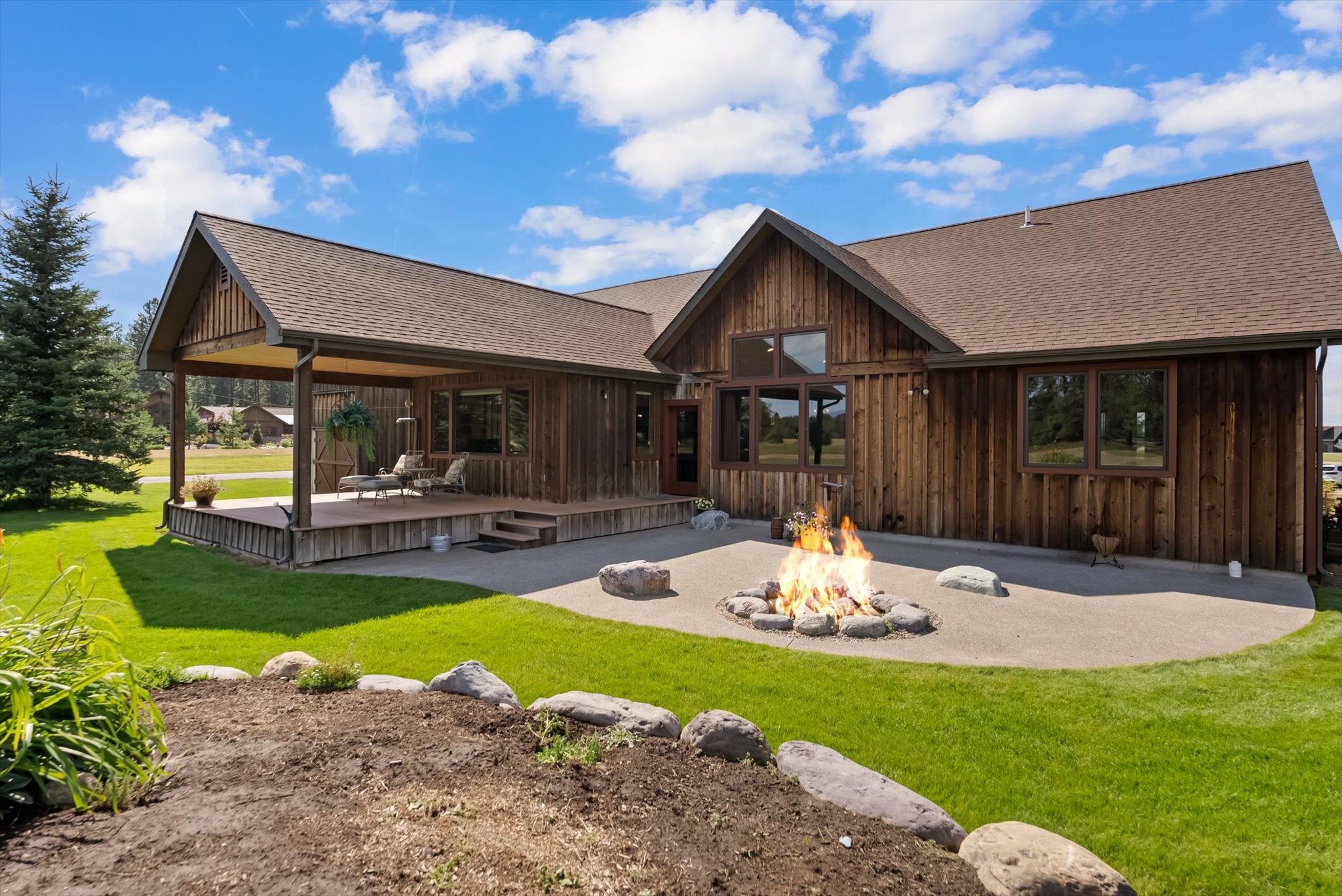 Kalispell, Montana, 59901, United States, 3 Bedrooms Bedrooms, ,3 BathroomsBathrooms,Residential,Active,1922543