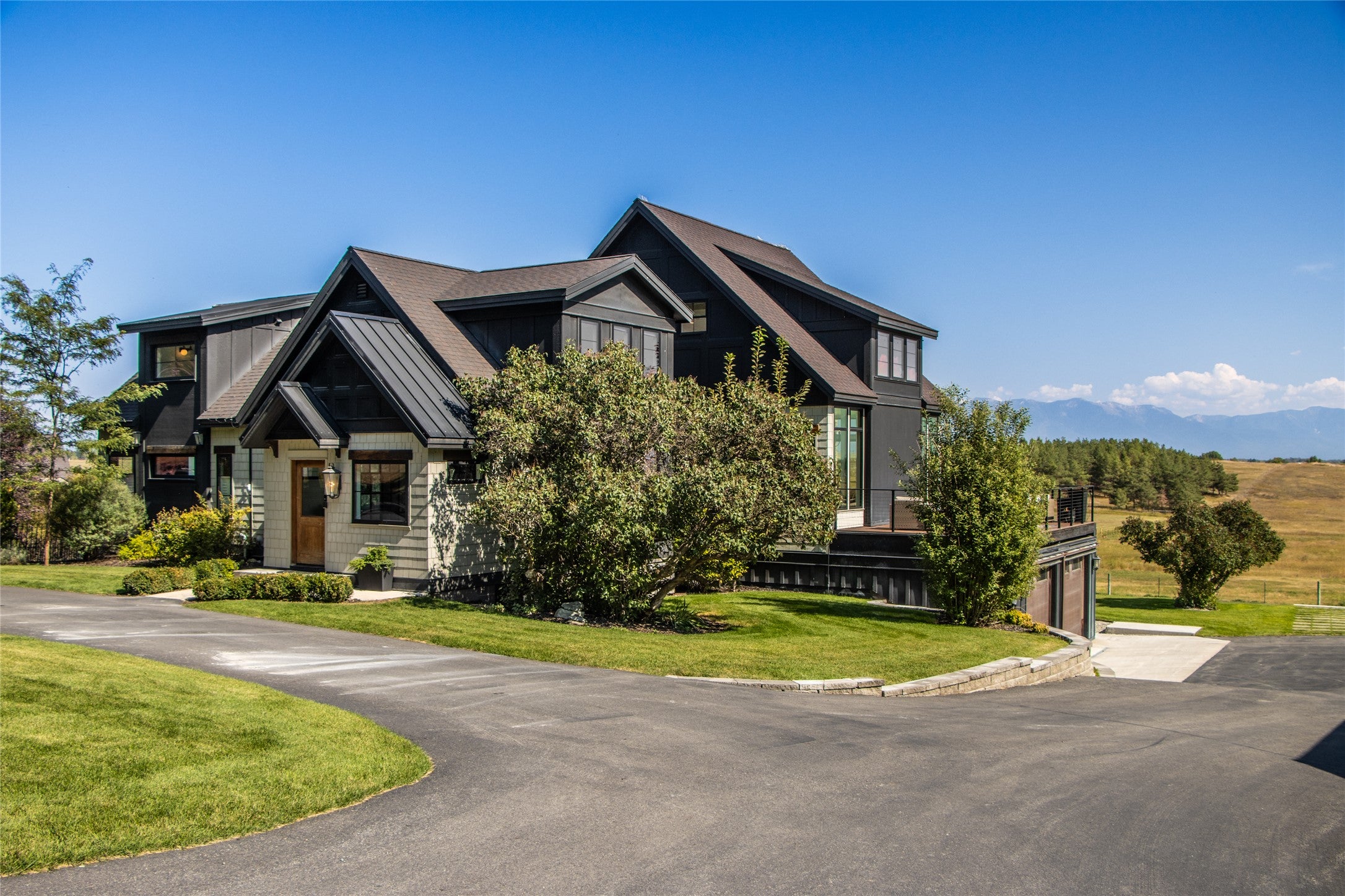 Kalispell, Montana, 59901, United States, 5 Bedrooms Bedrooms, ,4 BathroomsBathrooms,Residential,Active,2009395