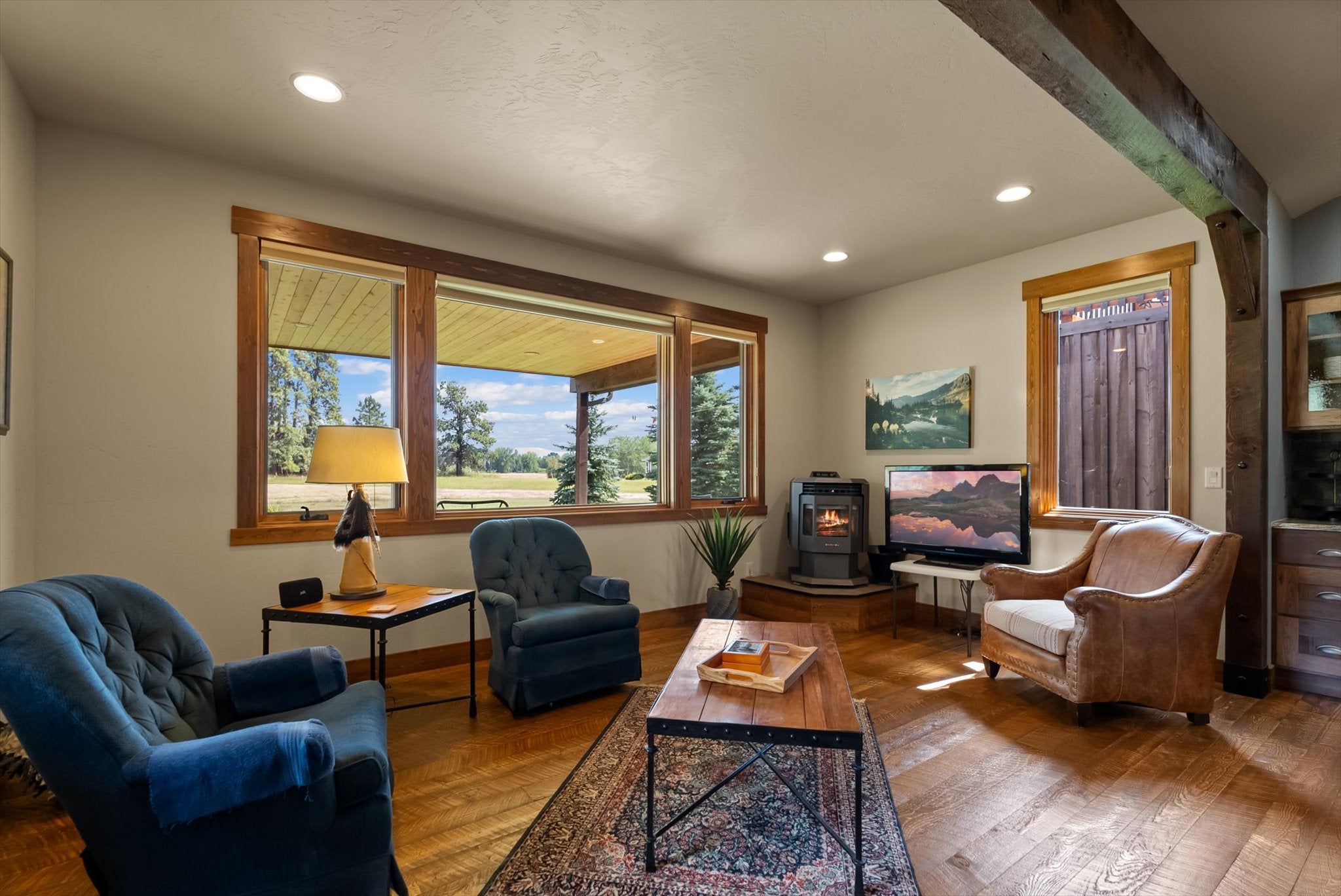 Kalispell, Montana, 59901, United States, 3 Bedrooms Bedrooms, ,3 BathroomsBathrooms,Residential,Active,1922543