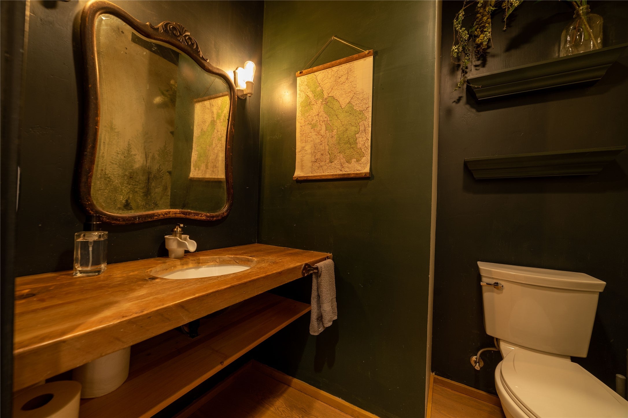 Kalispell, Montana, 59901, United States, 5 Bedrooms Bedrooms, ,4 BathroomsBathrooms,Residential,Active,1952460