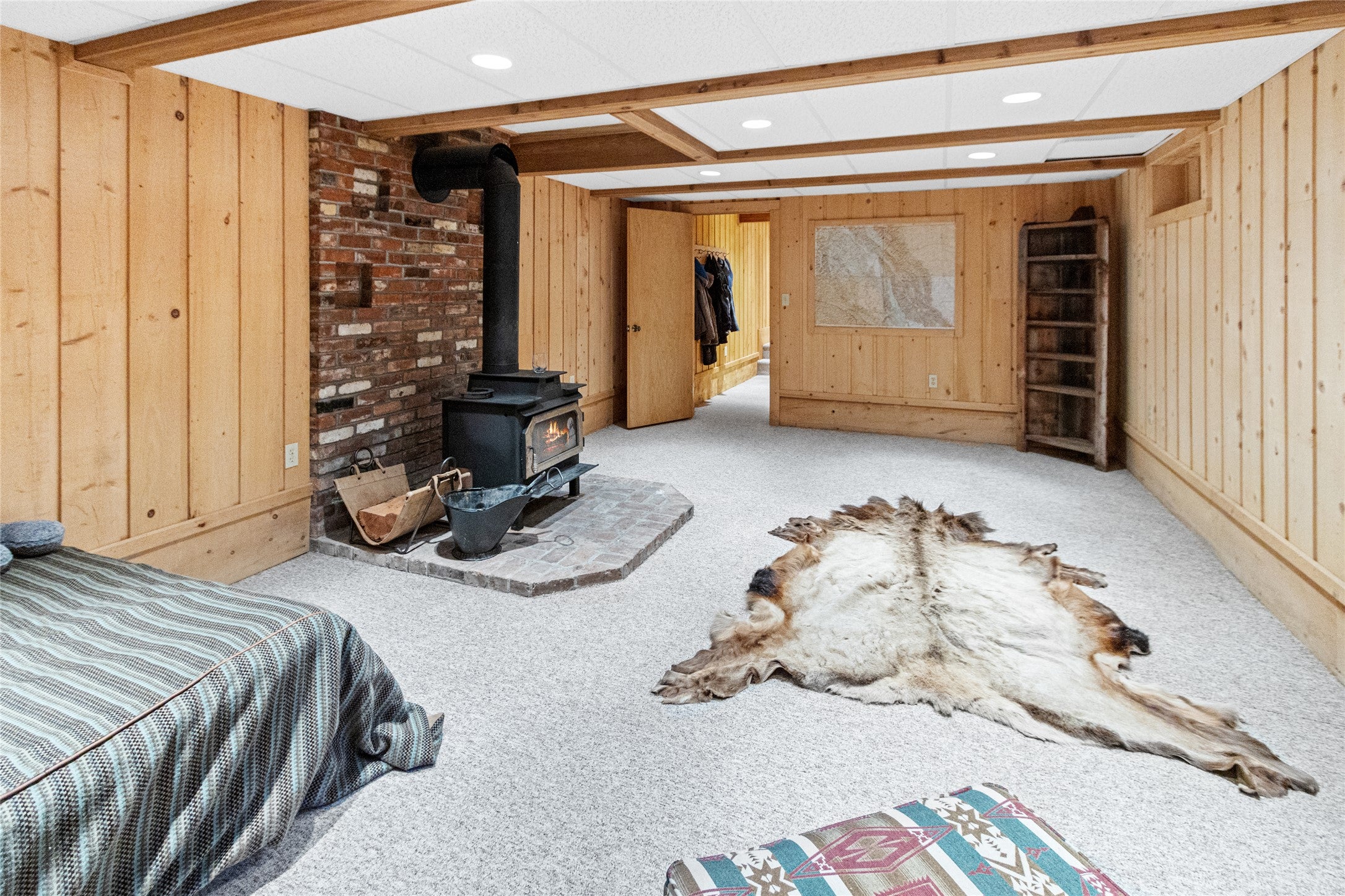 Bigfork, Montana, 59911, United States, 4 Bedrooms Bedrooms, ,2 BathroomsBathrooms,Residential,Active,1914637