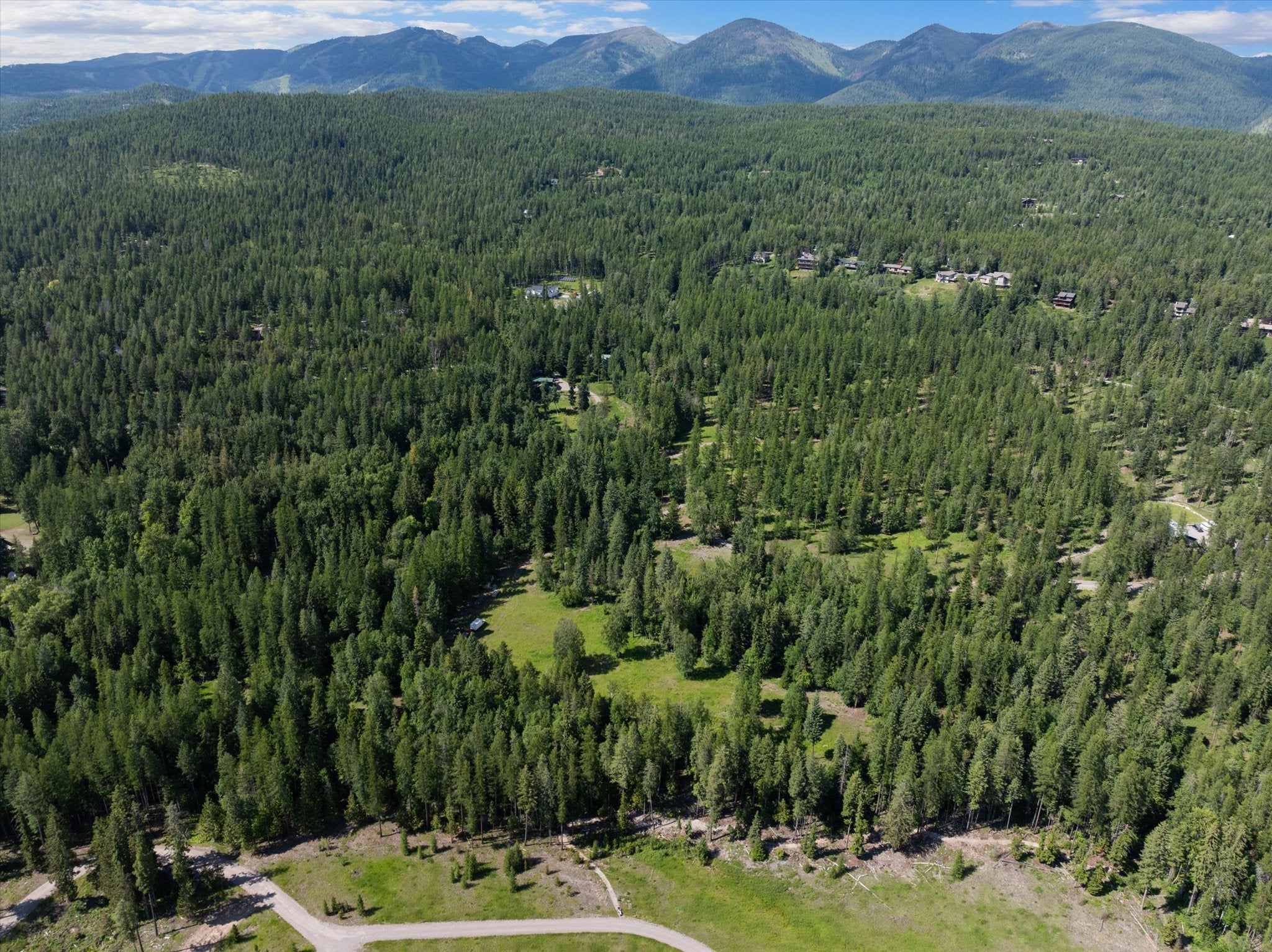 Whitefish, Montana, 59937, United States, 5 Bedrooms Bedrooms, ,3 BathroomsBathrooms,Residential,Active,1764891
