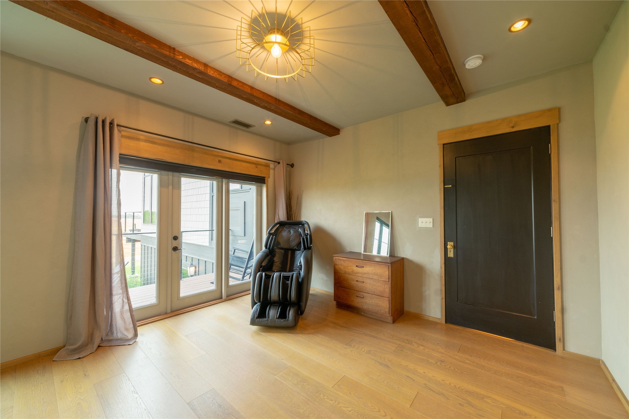 Kalispell, Montana, 59901, United States, 5 Bedrooms Bedrooms, ,4 BathroomsBathrooms,Residential,Active,2009395