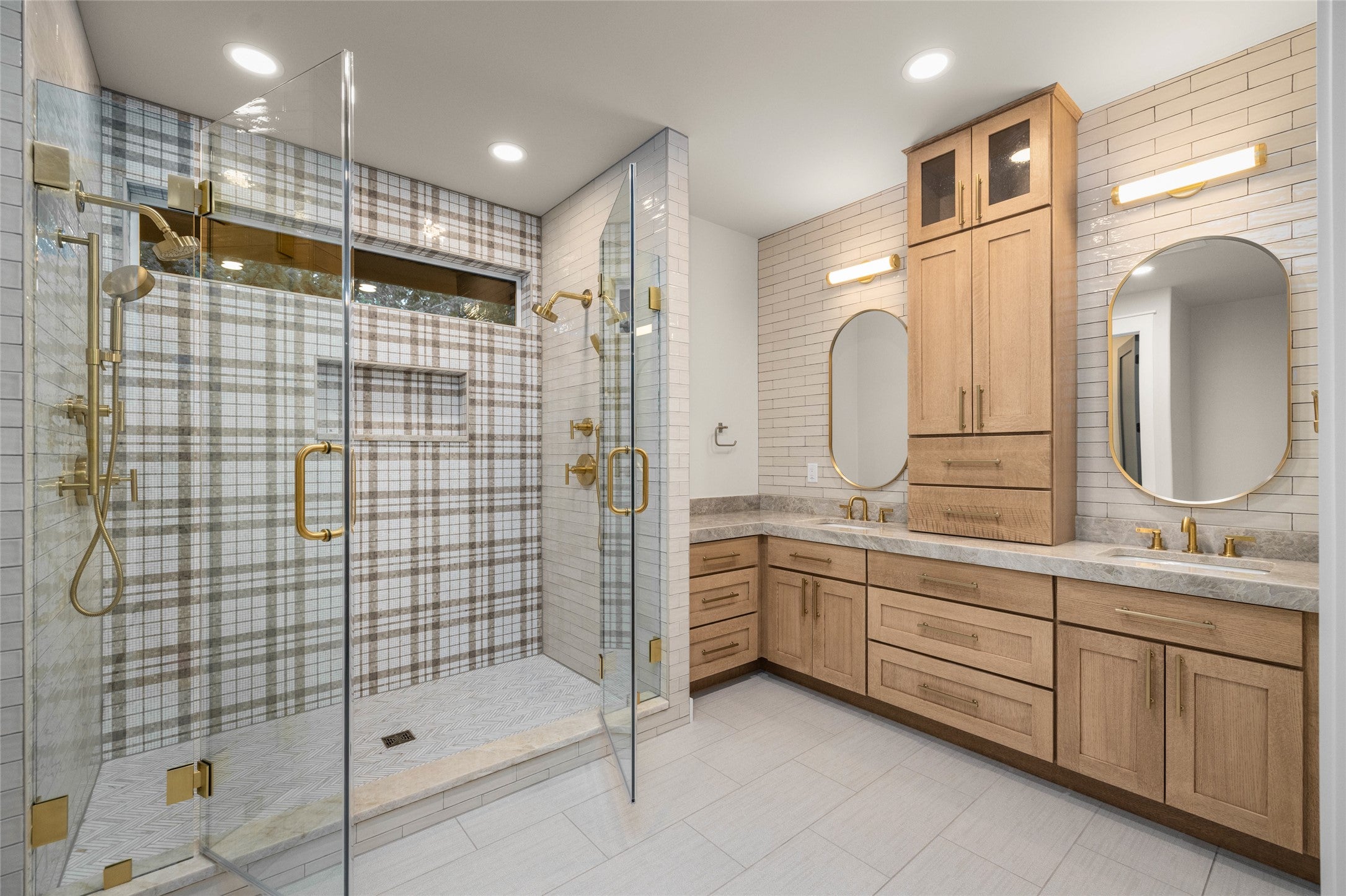 Whitefish, Montana, 59937, United States, 4 Bedrooms Bedrooms, ,4 BathroomsBathrooms,Residential,Active,1952623