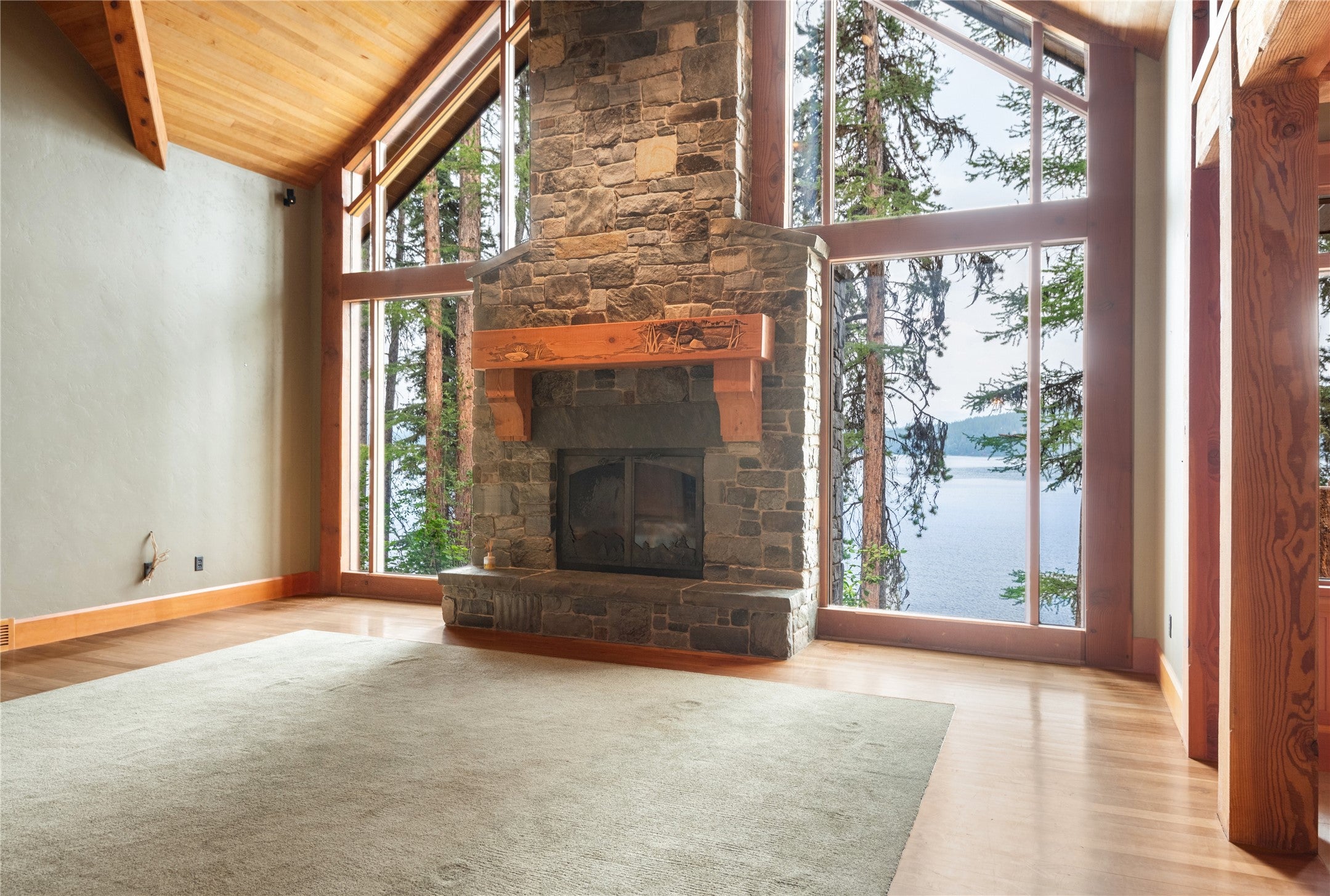 Seeley Lake, Montana, 59868, United States, ,3 BathroomsBathrooms,Residential,Active,1798207