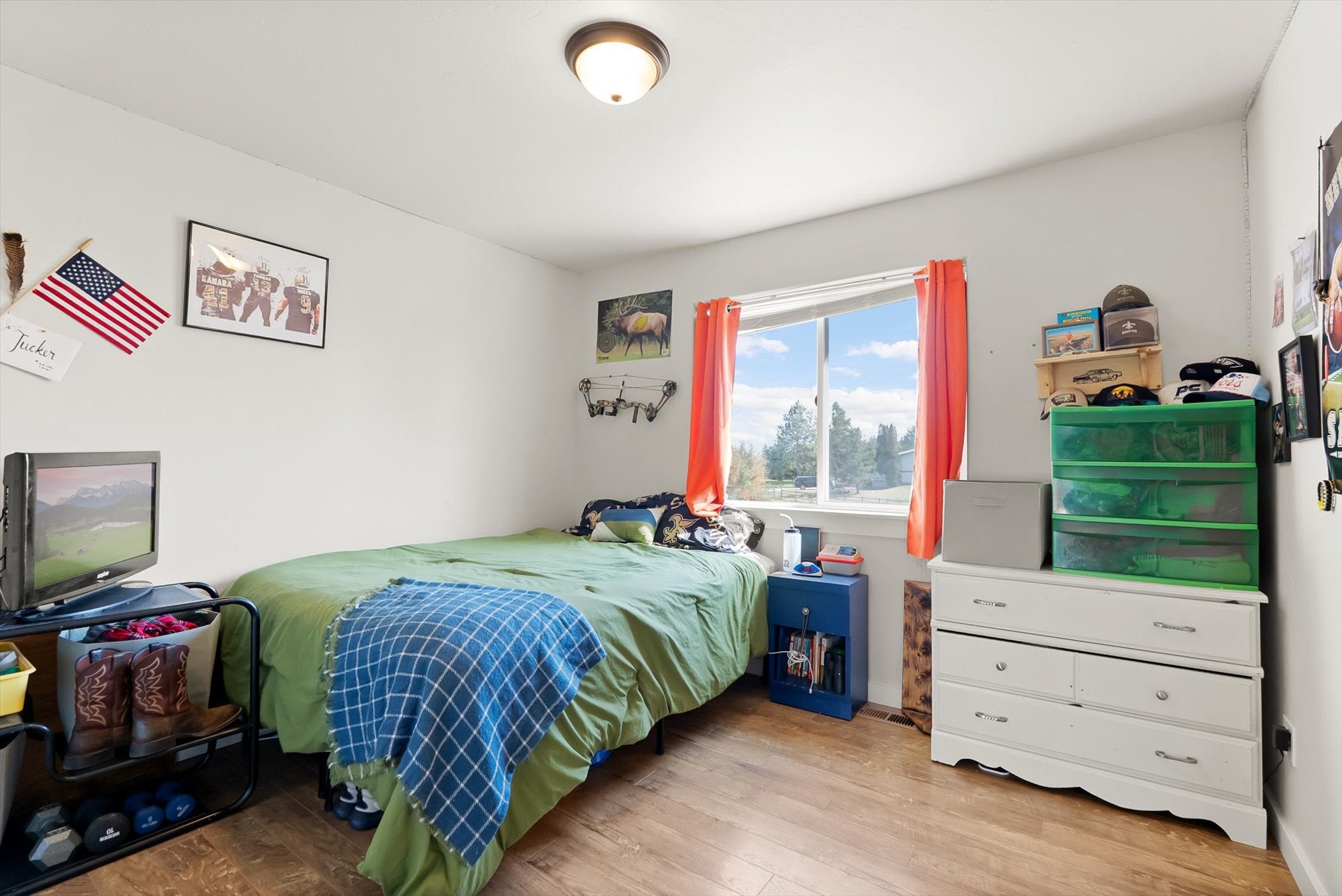 Kalispell, Montana, 59901, United States, 5 Bedrooms Bedrooms, ,3 BathroomsBathrooms,Residential,Active,1945088