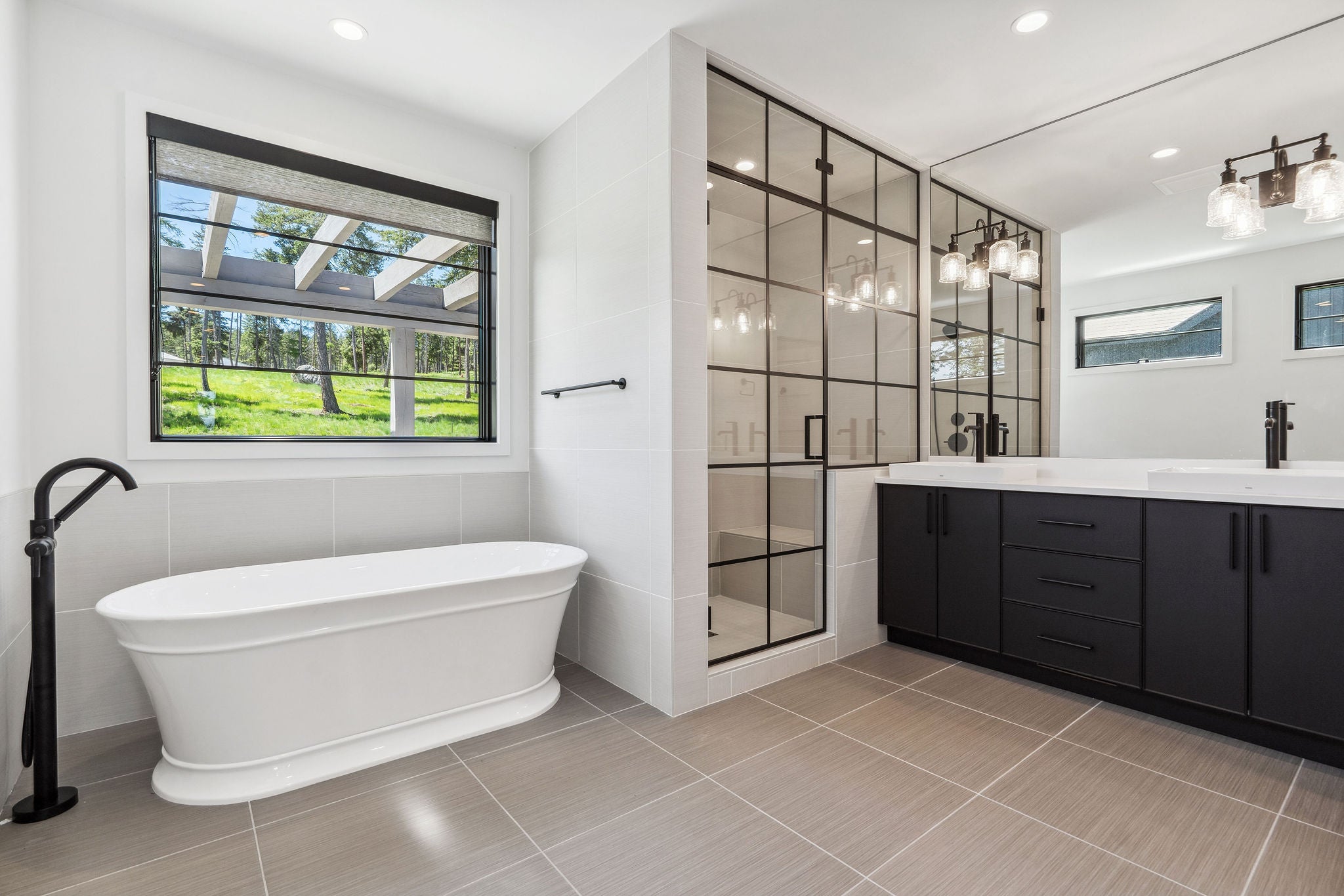 Lakeside, Montana, 59922, United States, 6 Bedrooms Bedrooms, ,5 BathroomsBathrooms,Residential,Active,1832319