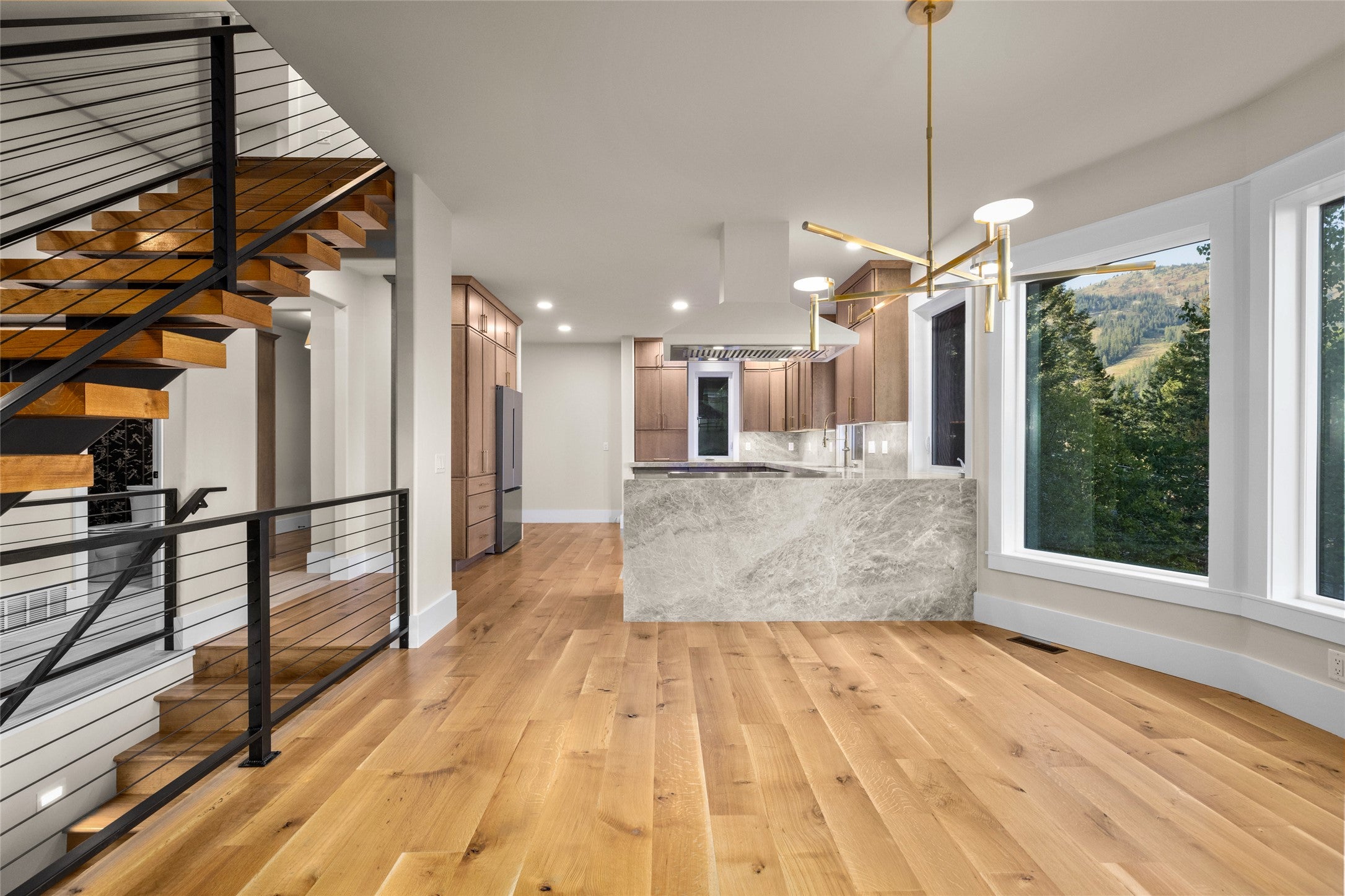 Whitefish, Montana, 59937, United States, 4 Bedrooms Bedrooms, ,4 BathroomsBathrooms,Residential,Active,1952623