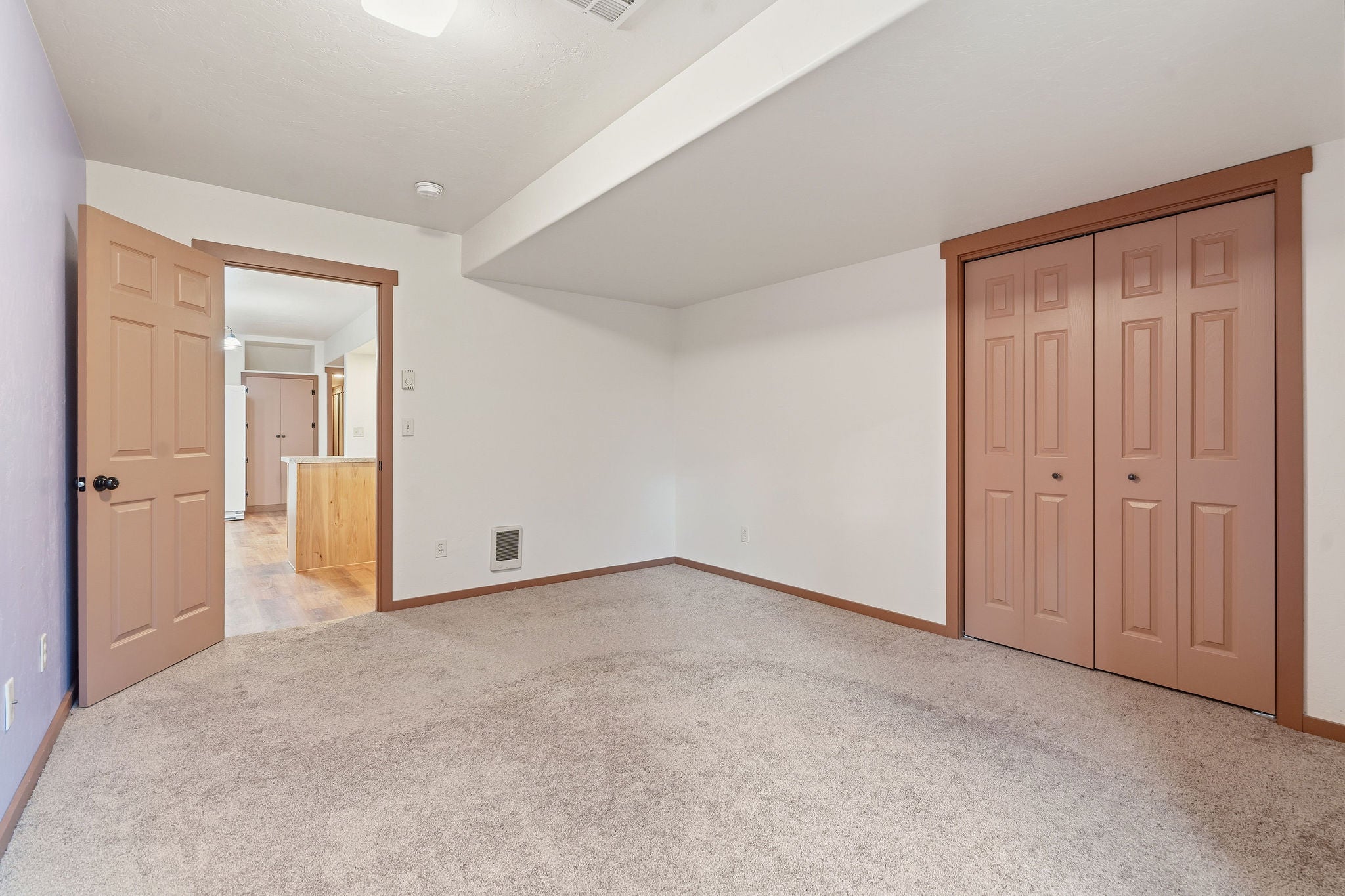 Somers, Montana, 59932, United States, 4 Bedrooms Bedrooms, ,4 BathroomsBathrooms,Residential,Active,1987246