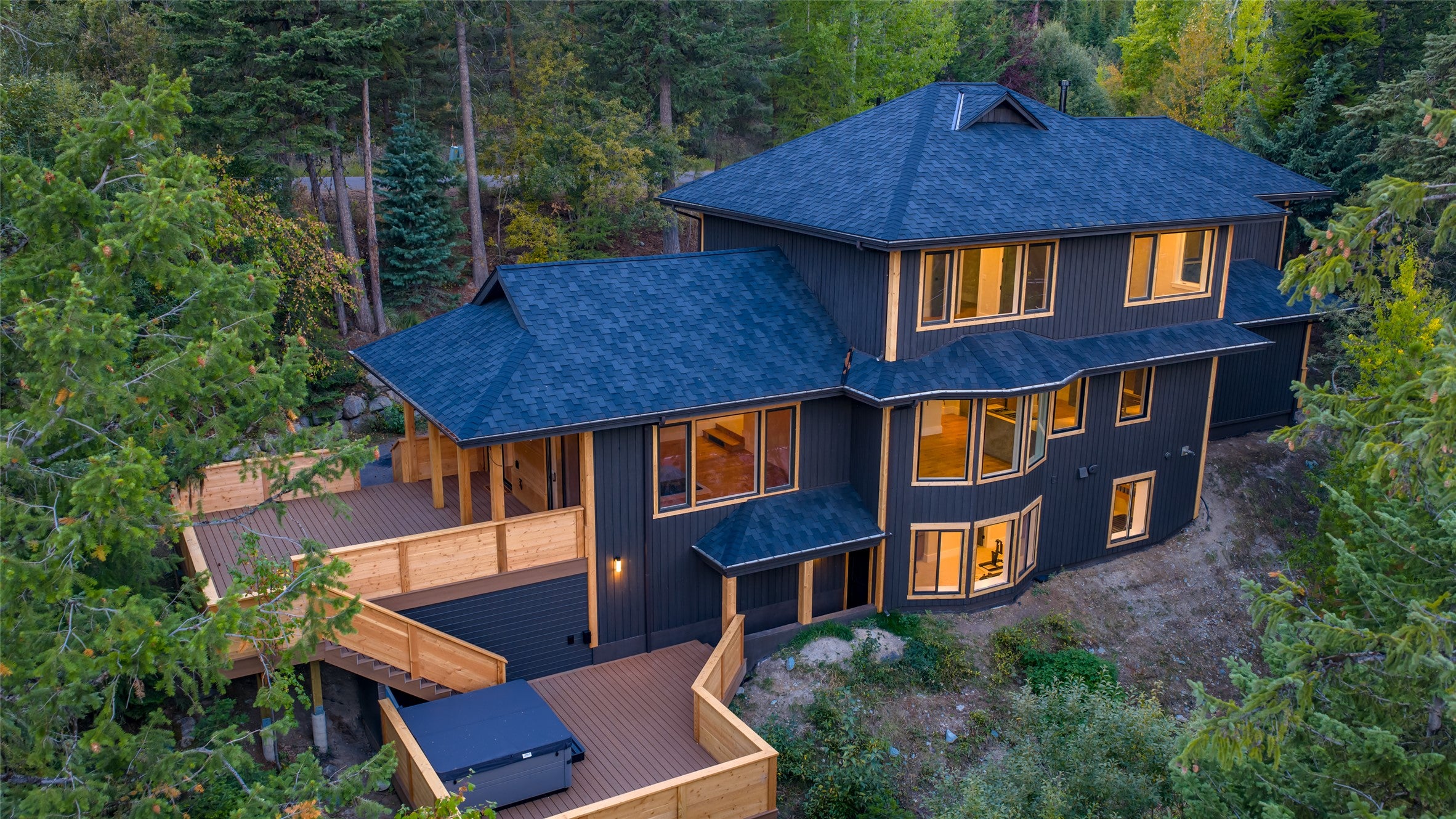 Whitefish, Montana, 59937, United States, 4 Bedrooms Bedrooms, ,4 BathroomsBathrooms,Residential,Active,1952623