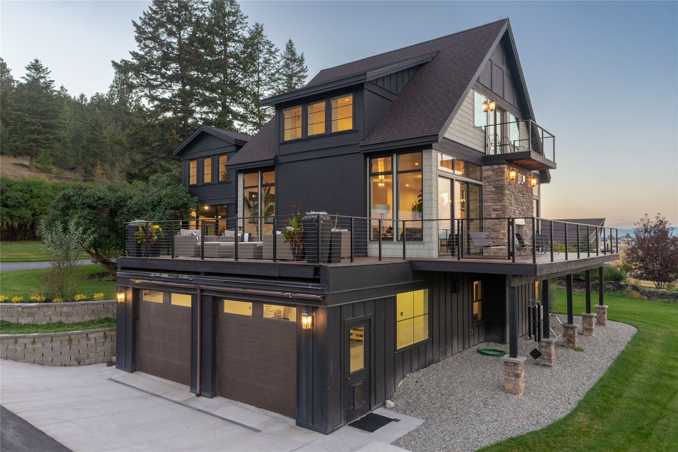 Kalispell, Montana, 59901, United States, 5 Bedrooms Bedrooms, ,4 BathroomsBathrooms,Residential,Active,2009395