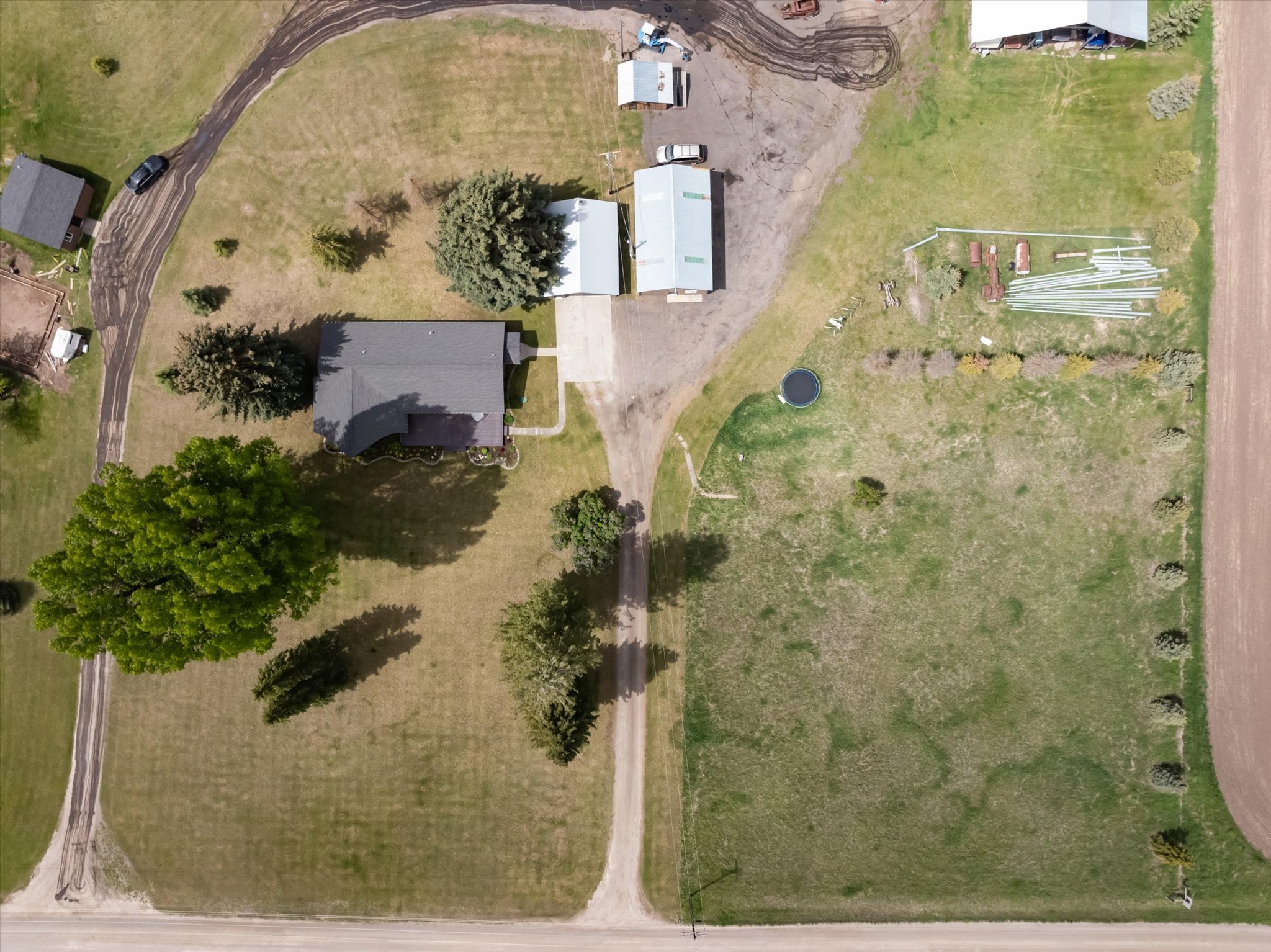 Columbia Falls, Montana, 59912, United States, 5 Bedrooms Bedrooms, ,3 BathroomsBathrooms,Residential,Active,1986898