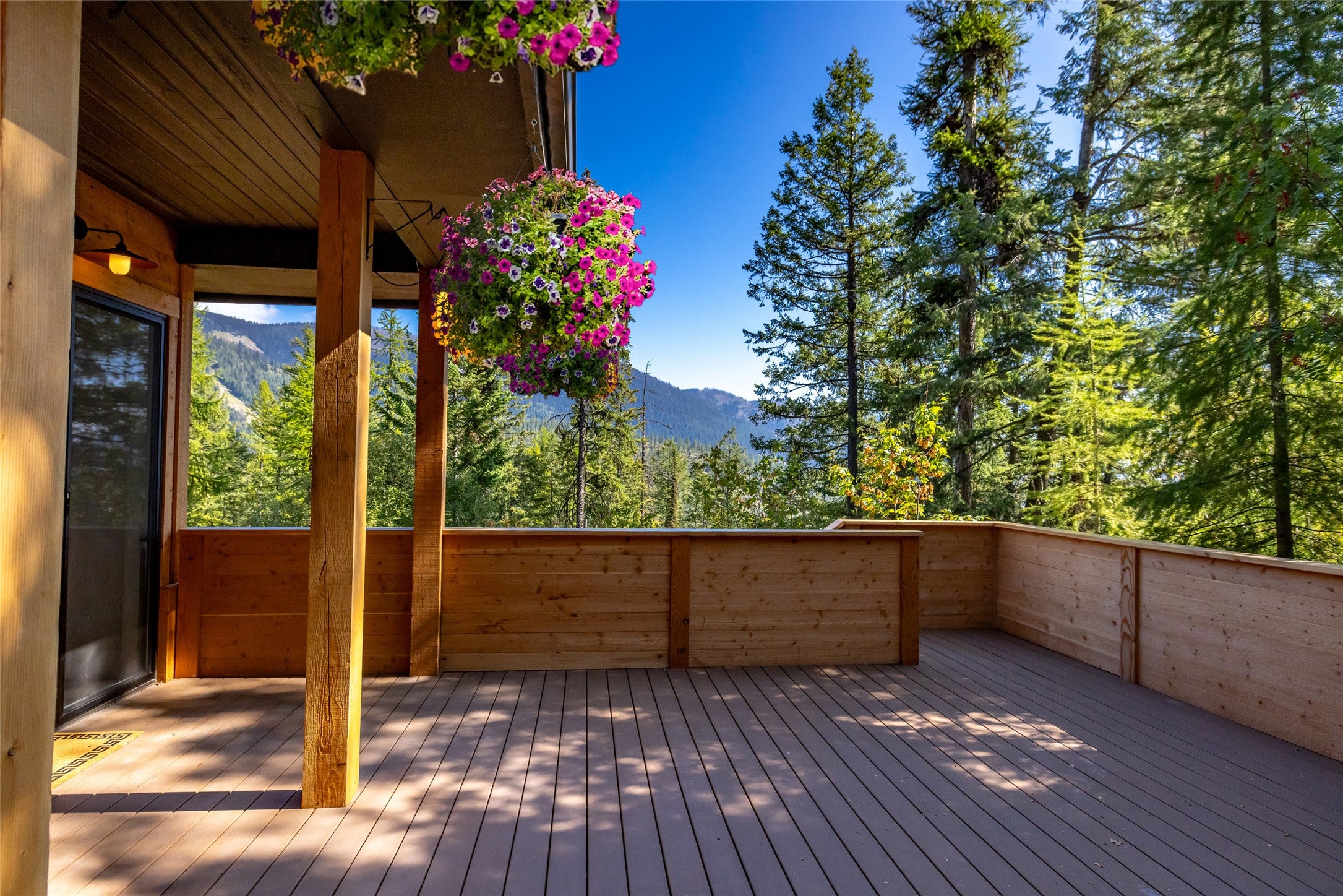 Whitefish, Montana, 59937, United States, 4 Bedrooms Bedrooms, ,4 BathroomsBathrooms,Residential,Active,1952623