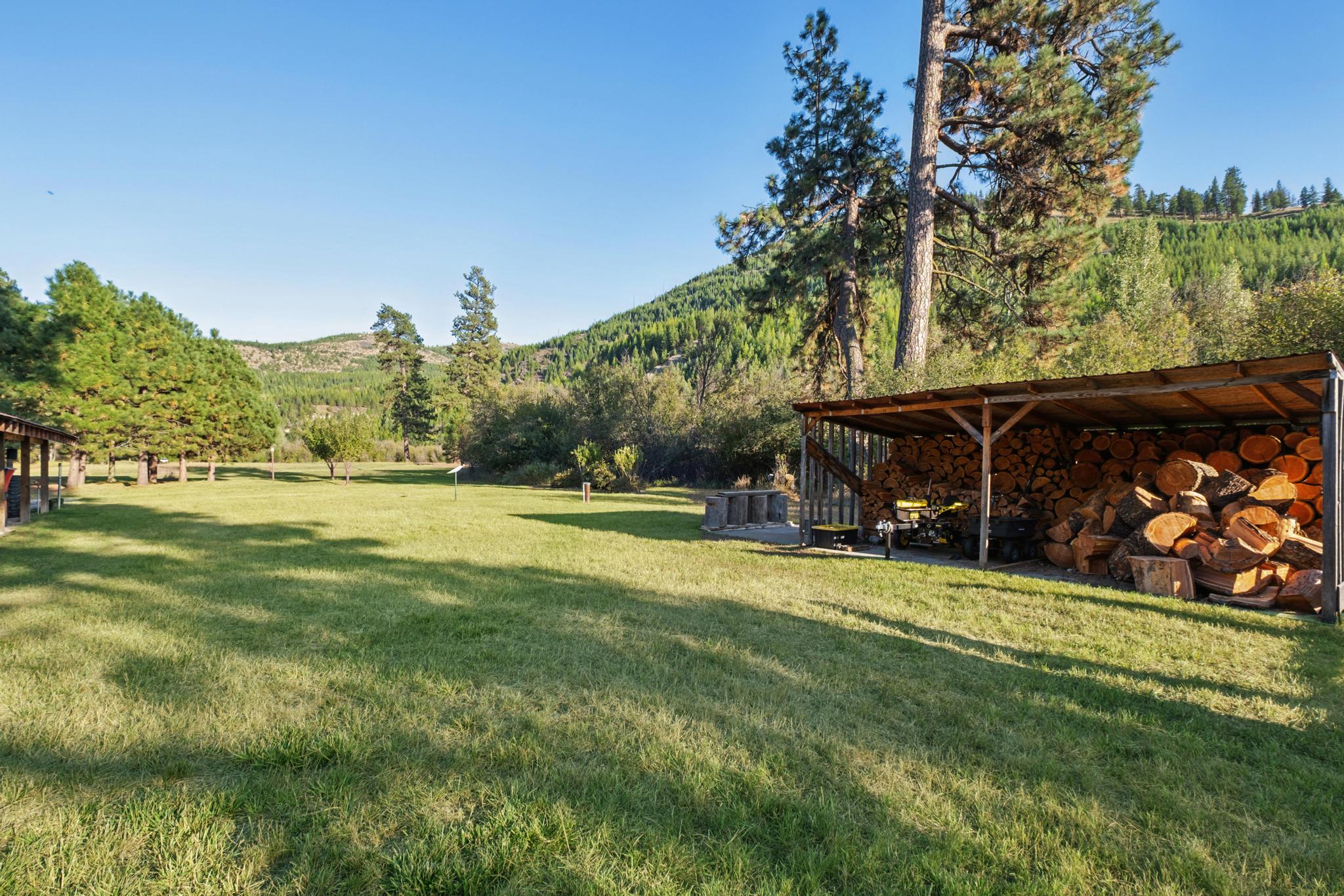 Libby, Montana, 59923, United States, 3 Bedrooms Bedrooms, ,2 BathroomsBathrooms,Residential,Active,1945847