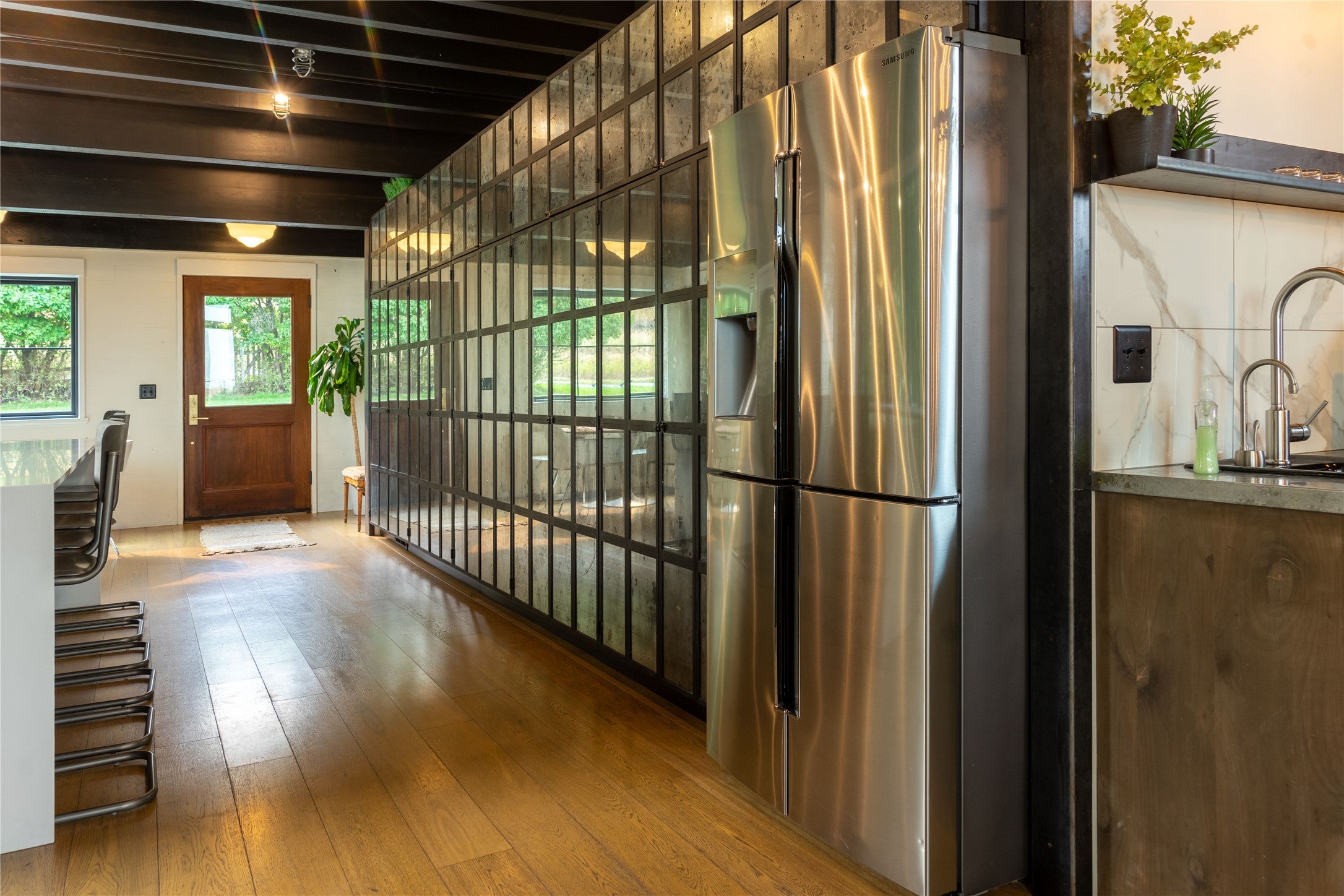 Kalispell, Montana, 59901, United States, 5 Bedrooms Bedrooms, ,4 BathroomsBathrooms,Residential,Active,2009395