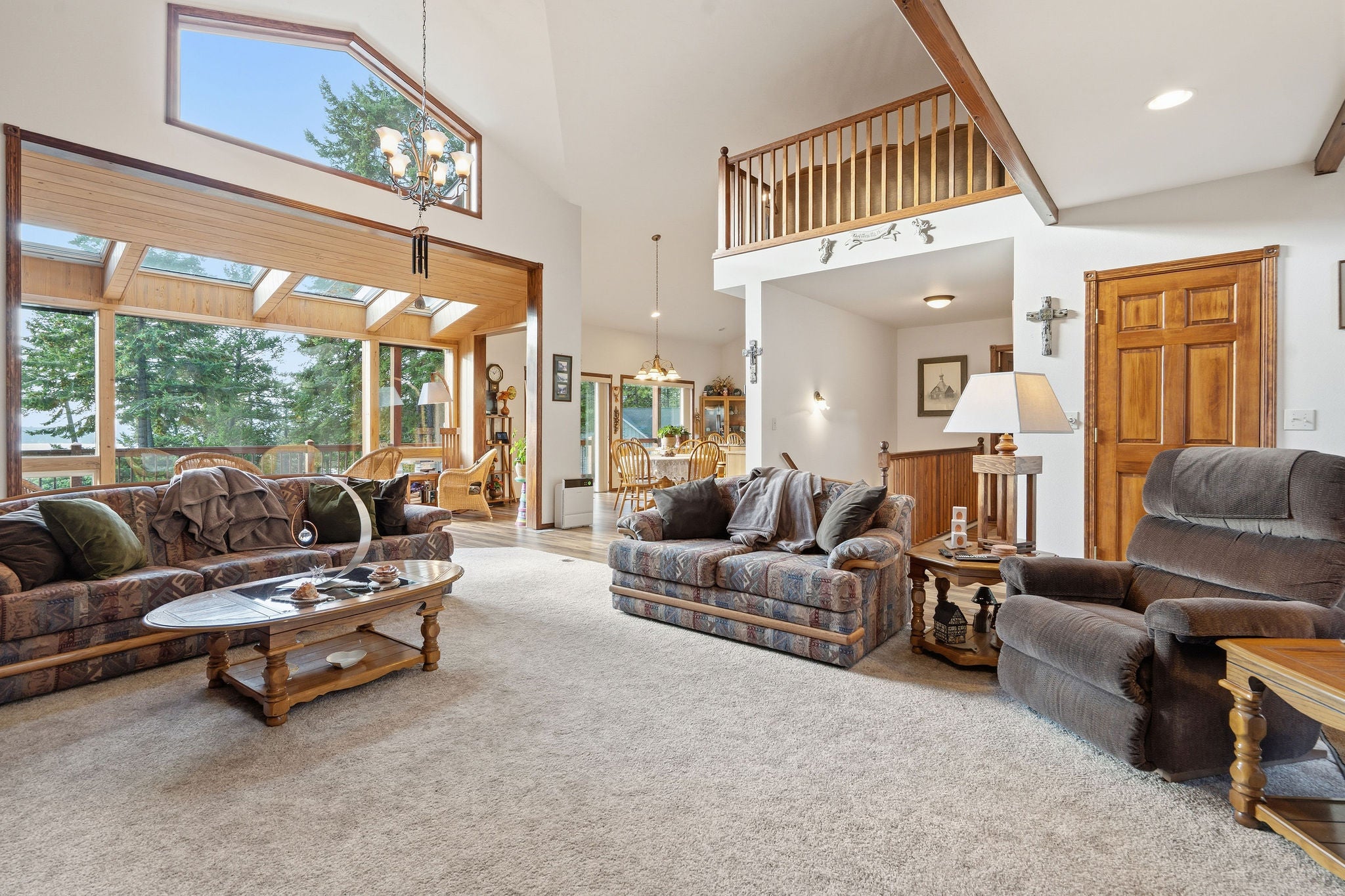 Somers, Montana, 59932, United States, 4 Bedrooms Bedrooms, ,4 BathroomsBathrooms,Residential,Active,2009840