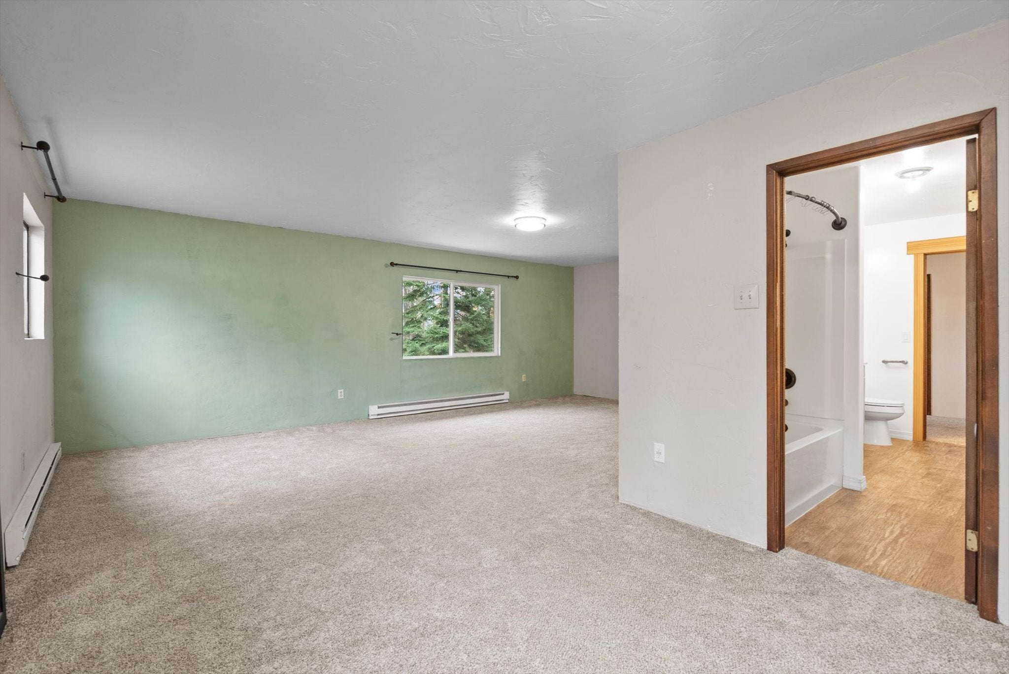 Kalispell, Montana, 59901, United States, 6 Bedrooms Bedrooms, ,5 BathroomsBathrooms,Residential,Active,1990648