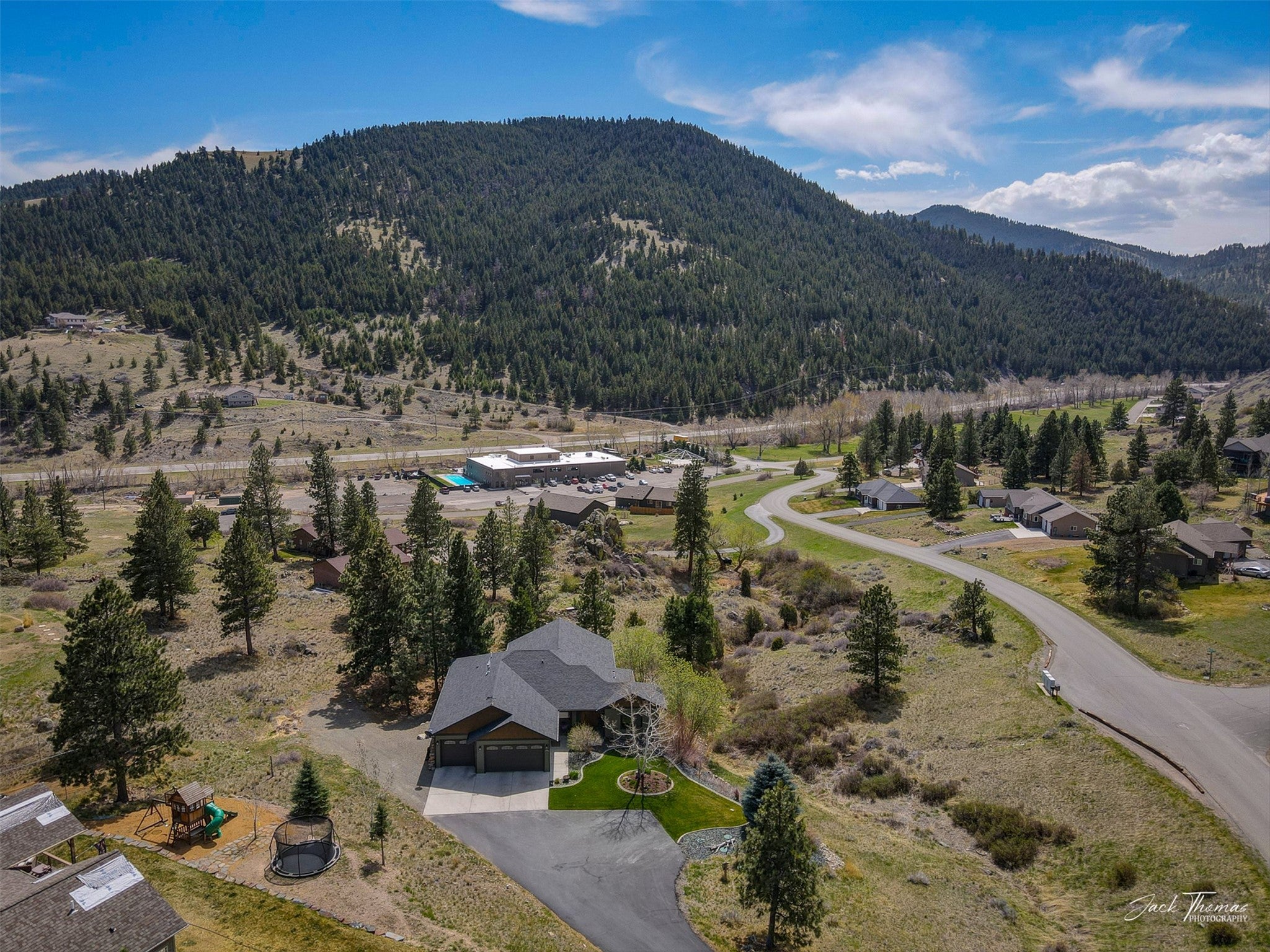 Helena, Montana, 59601, United States, 5 Bedrooms Bedrooms, ,3 BathroomsBathrooms,Residential,Active,2040229