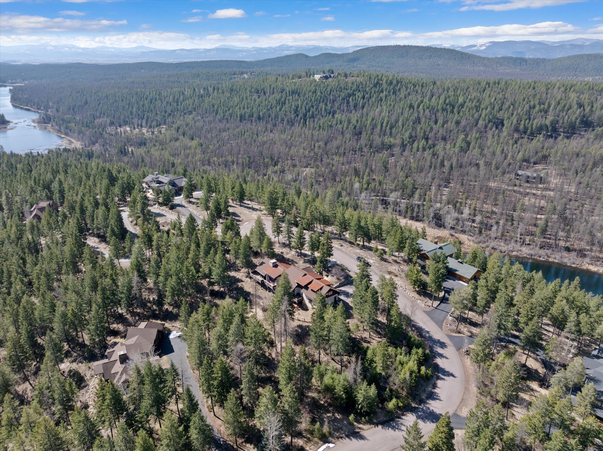Whitefish, Montana, 59937, United States, 4 Bedrooms Bedrooms, ,4 BathroomsBathrooms,Residential,Active,1764537