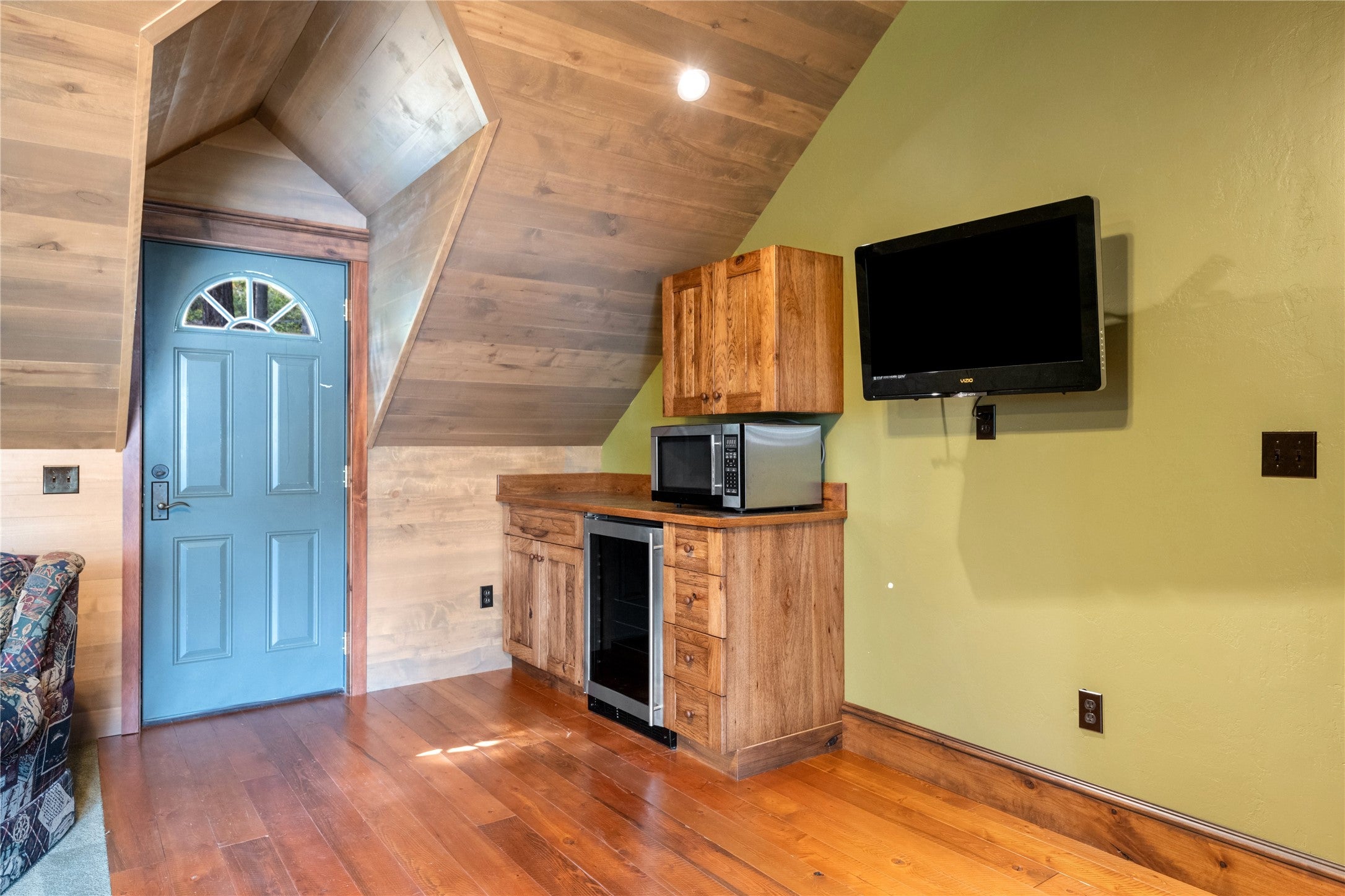 Seeley Lake, Montana, 59868, United States, ,3 BathroomsBathrooms,Residential,Active,1798207