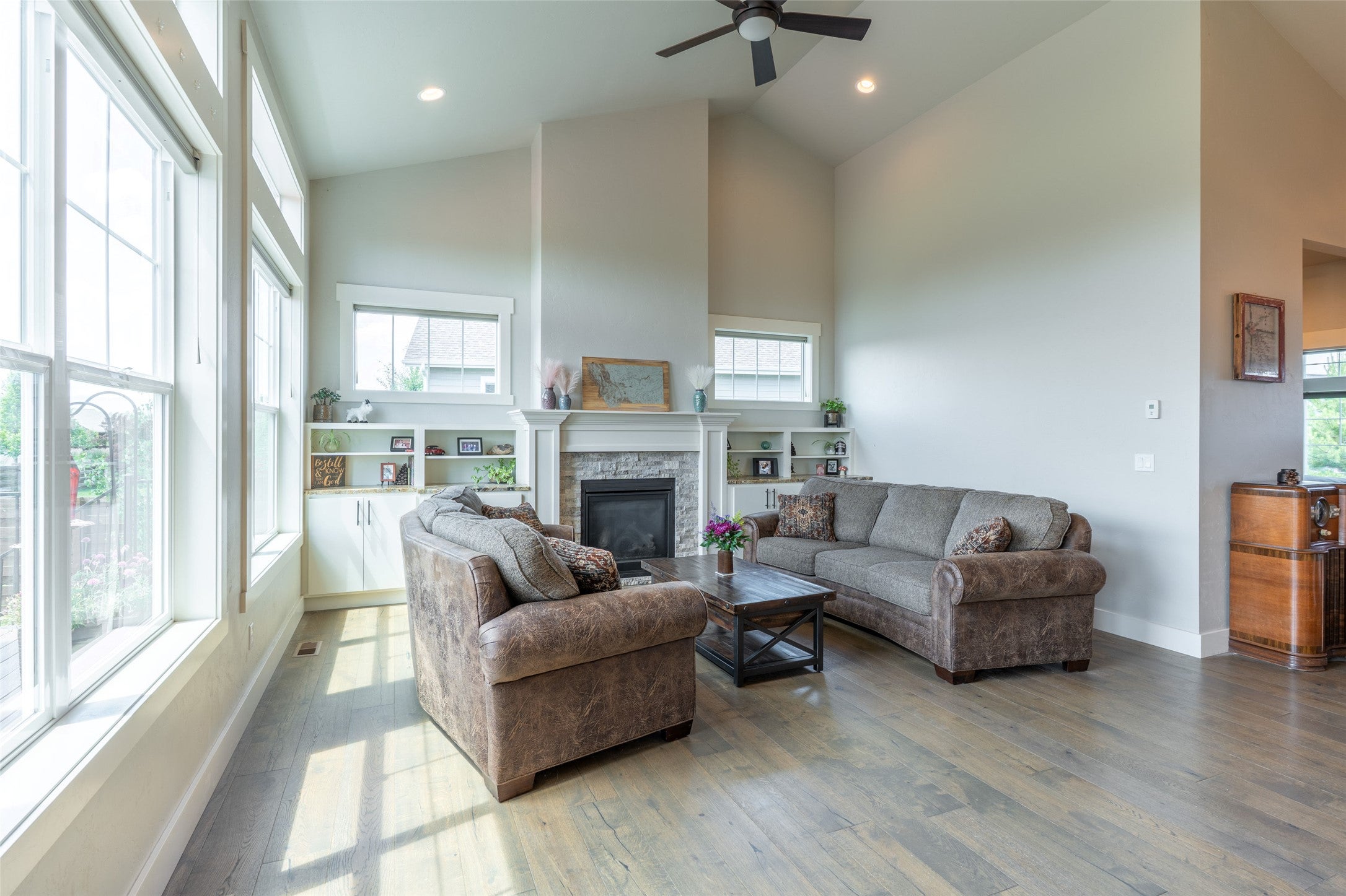 Kalispell, Montana, 59901, United States, 5 Bedrooms Bedrooms, ,3 BathroomsBathrooms,Residential,Active,1880177