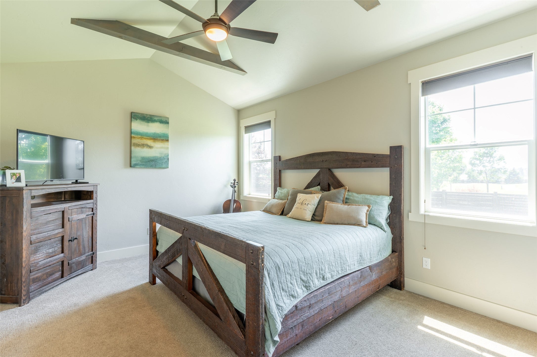 Kalispell, Montana, 59901, United States, 5 Bedrooms Bedrooms, ,3 BathroomsBathrooms,Residential,Active,1880177