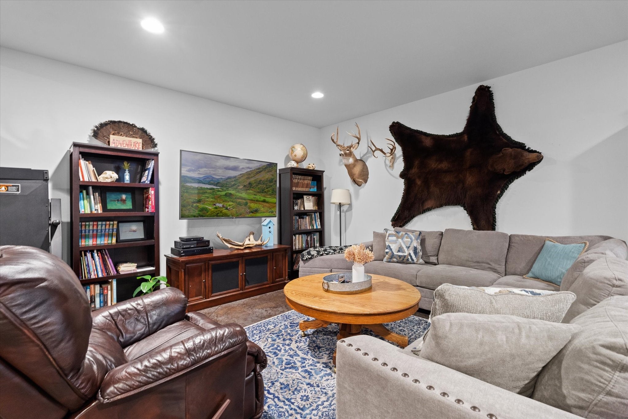 Columbia Falls, Montana, 59912, United States, 4 Bedrooms Bedrooms, ,3 BathroomsBathrooms,Residential,Active,1834486