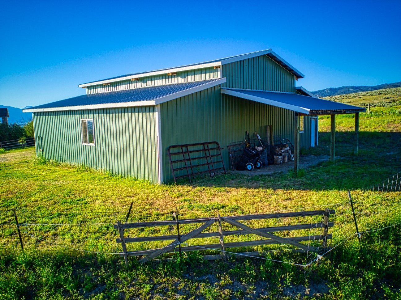 Corvallis, Montana, 59828, United States, 4 Bedrooms Bedrooms, ,4 BathroomsBathrooms,Residential,Active,1863486