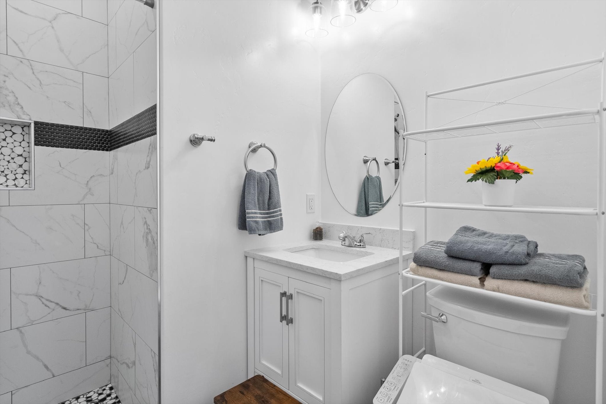 Kalispell, Montana, 59901, United States, 6 Bedrooms Bedrooms, ,5 BathroomsBathrooms,Residential,Active,1990648