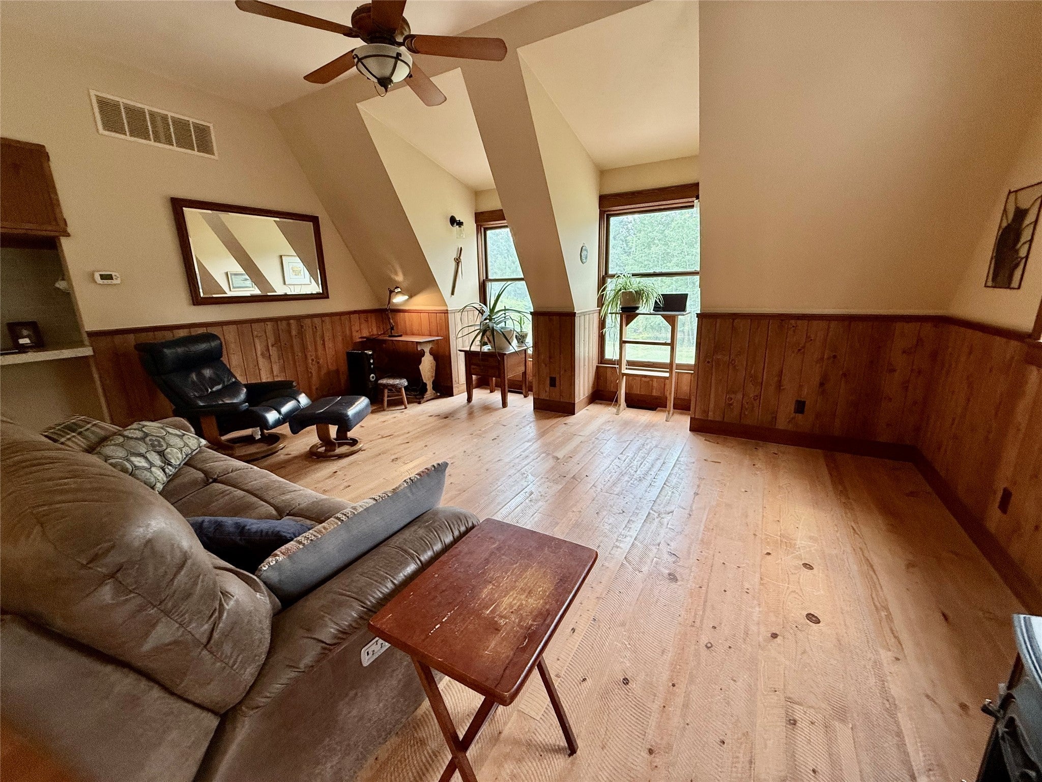 Whitefish, Montana, 59937, United States, 4 Bedrooms Bedrooms, ,5 BathroomsBathrooms,Residential,Active,1905114